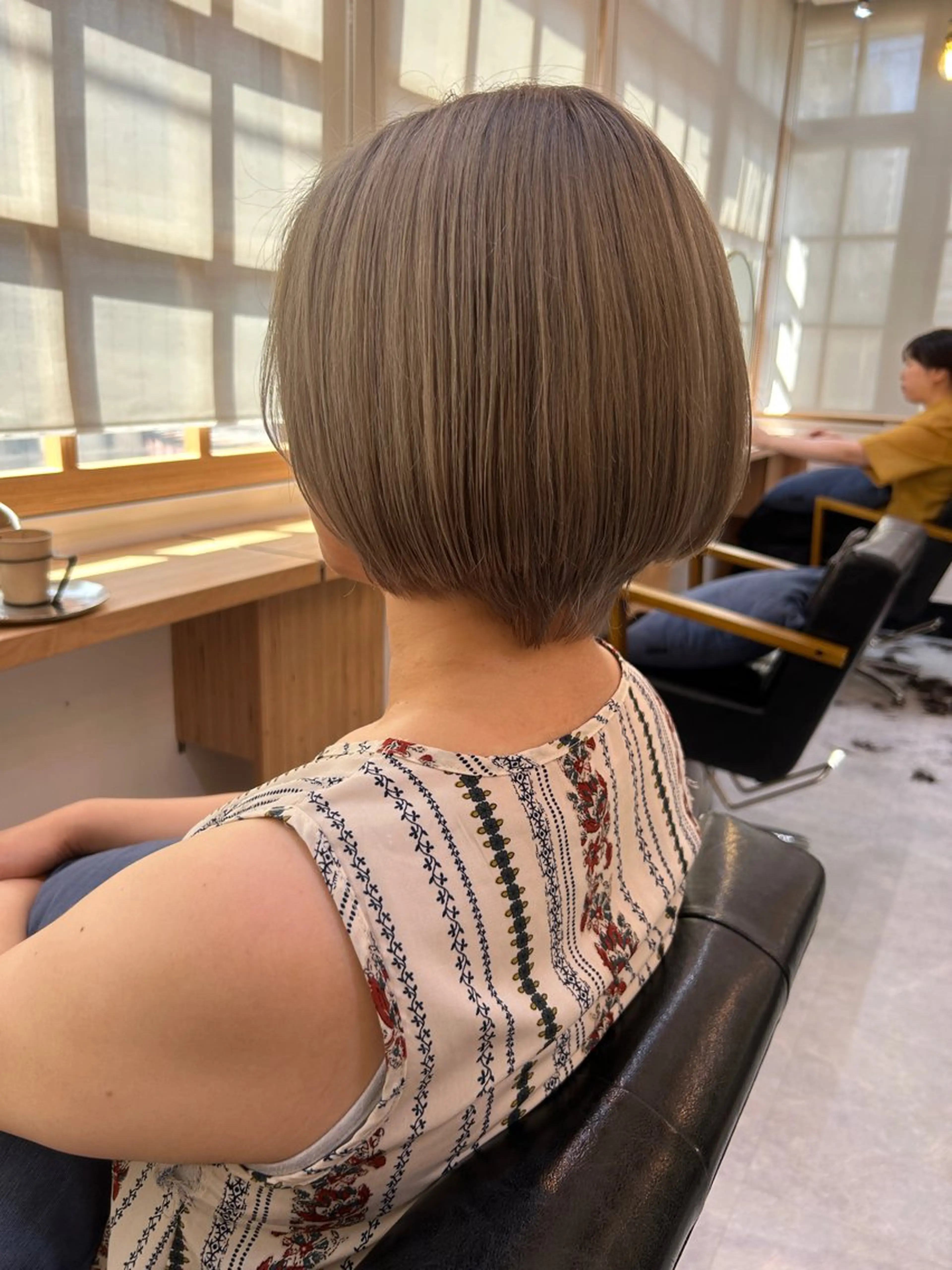 ショート カラー ヘアカラー トリートメント CARICIA 白木 由里加/新栄のヘアスタイル