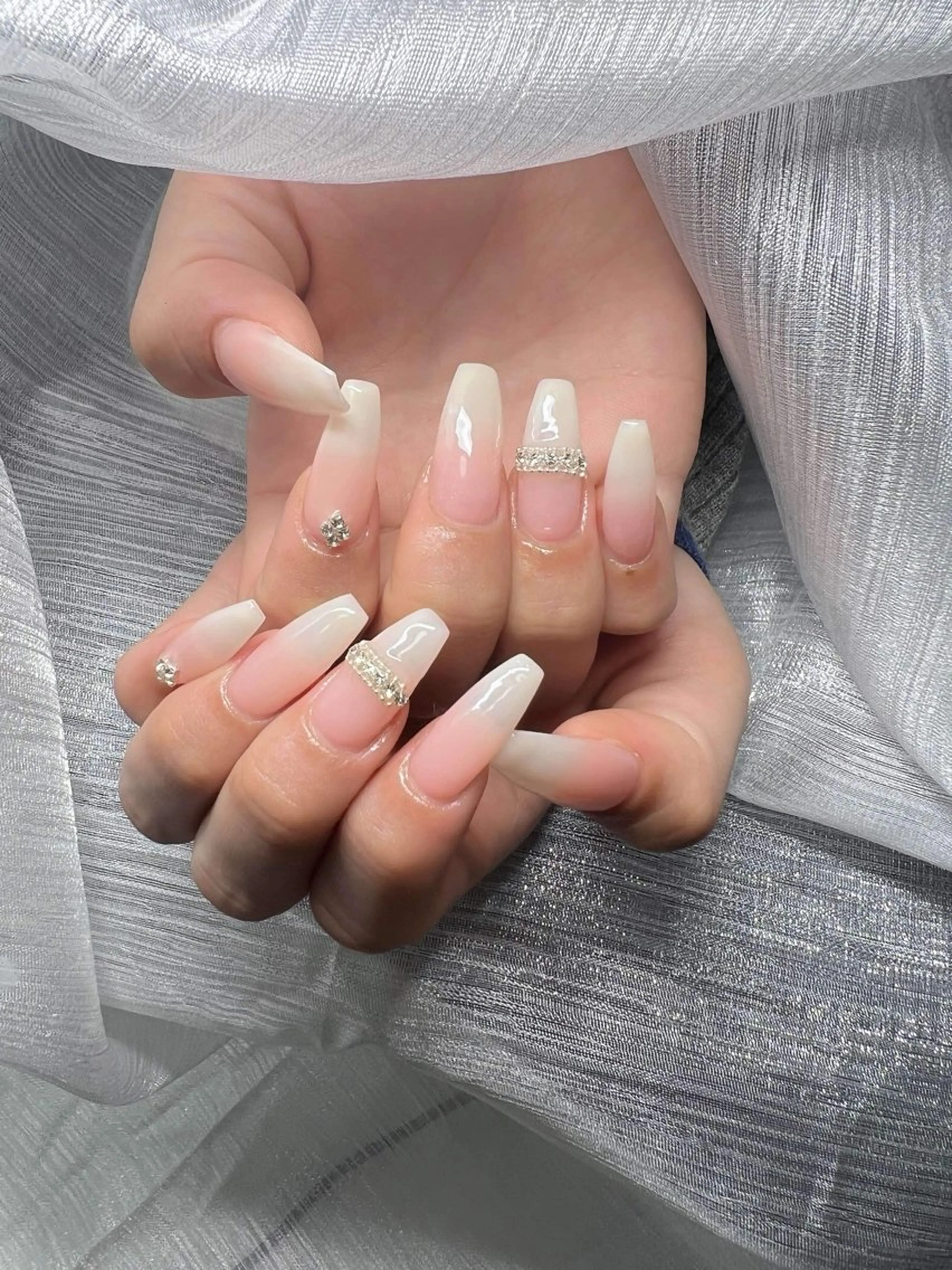 ネイル 長さ出し グラデーション キラキラネイル マグネットネイル ミラーネイル Lee Nails チップ長さだし専門店のネイルデザイン