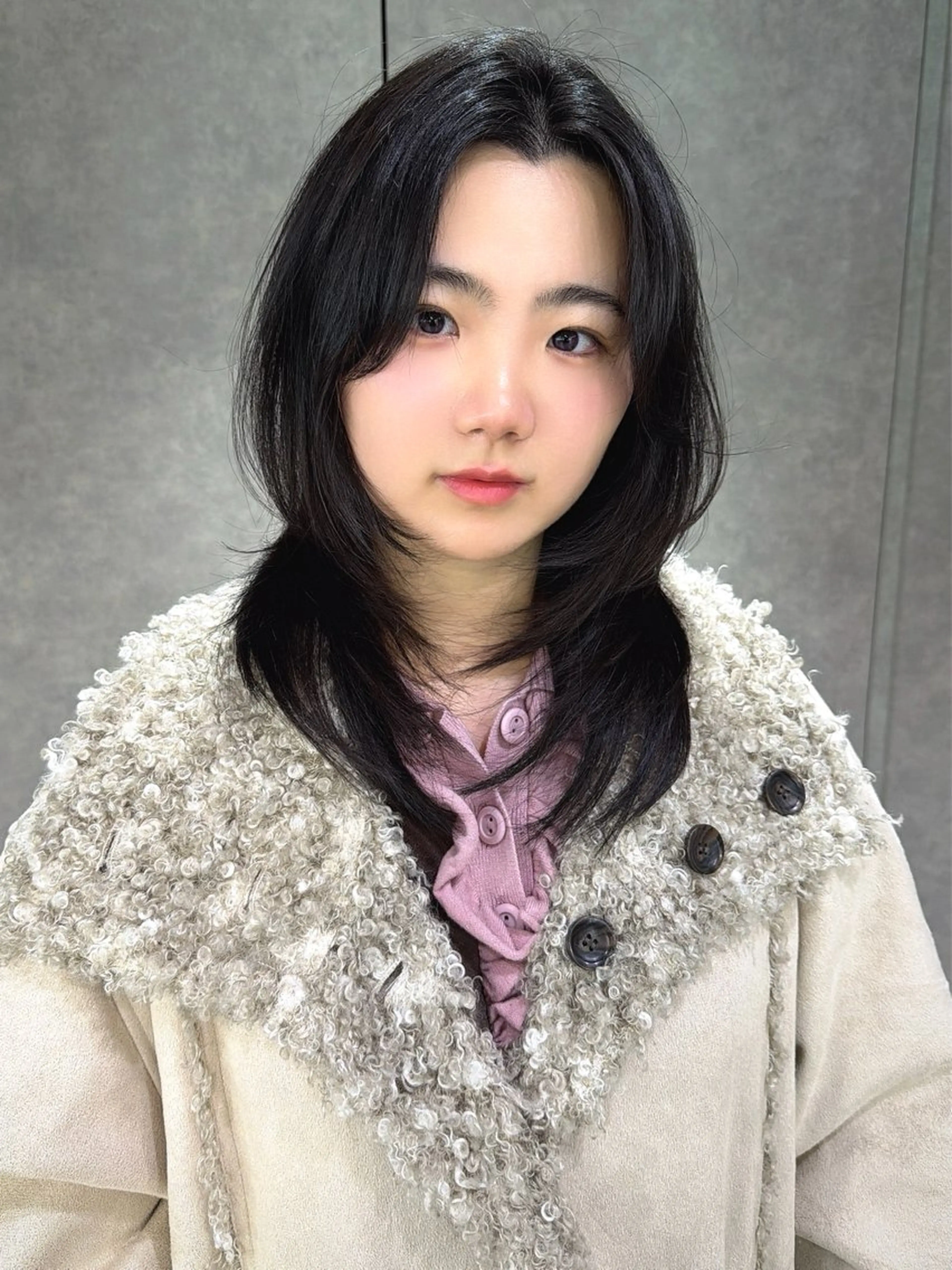 ミディアム ハッシュカット カット yu-kaハッシュ カット/韓国レイヤーのヘアスタイル