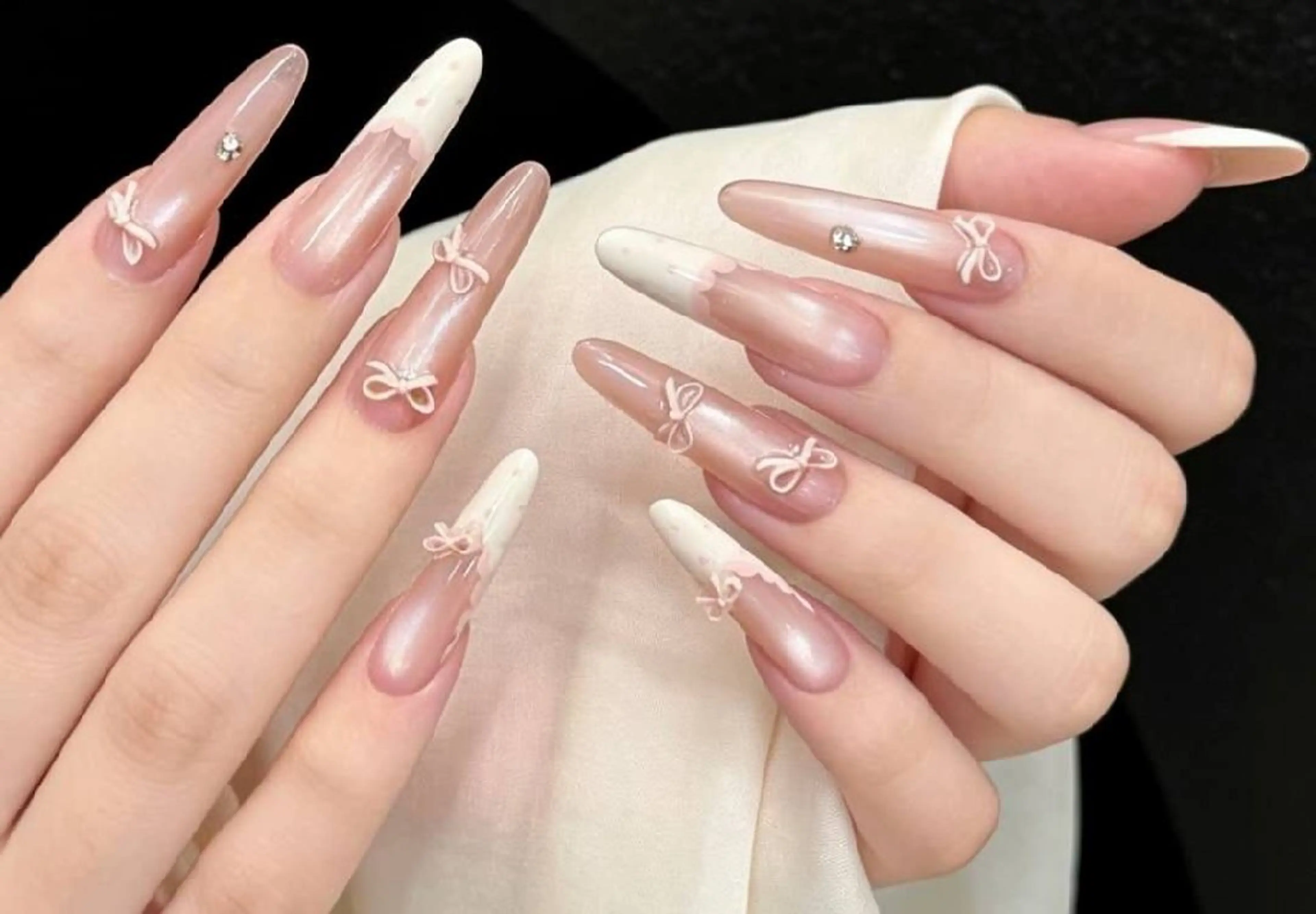 ネイル 小島 阿佑美のネイルデザイン