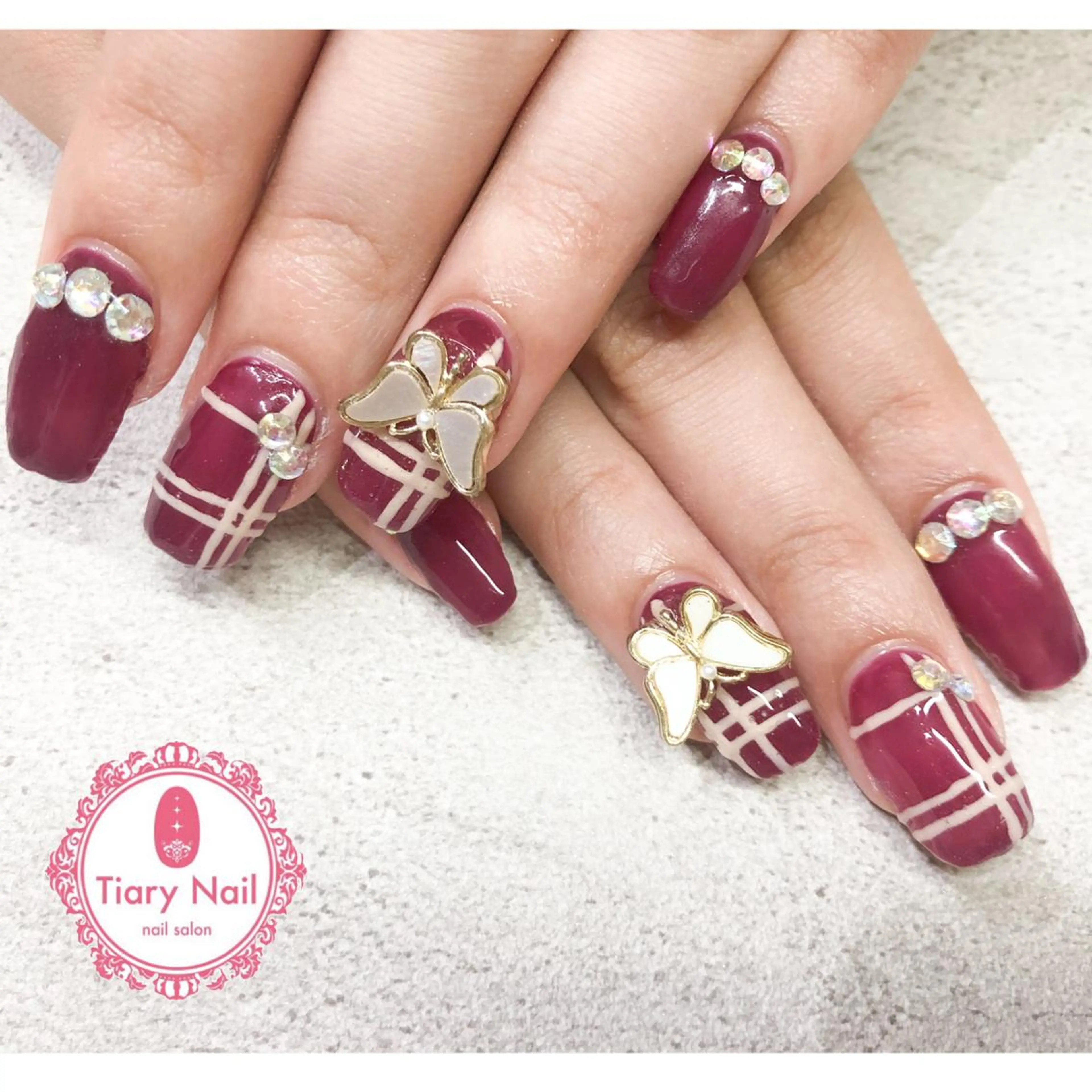 ネイル ハンドネイル tiarynail K K🐼のネイルデザイン