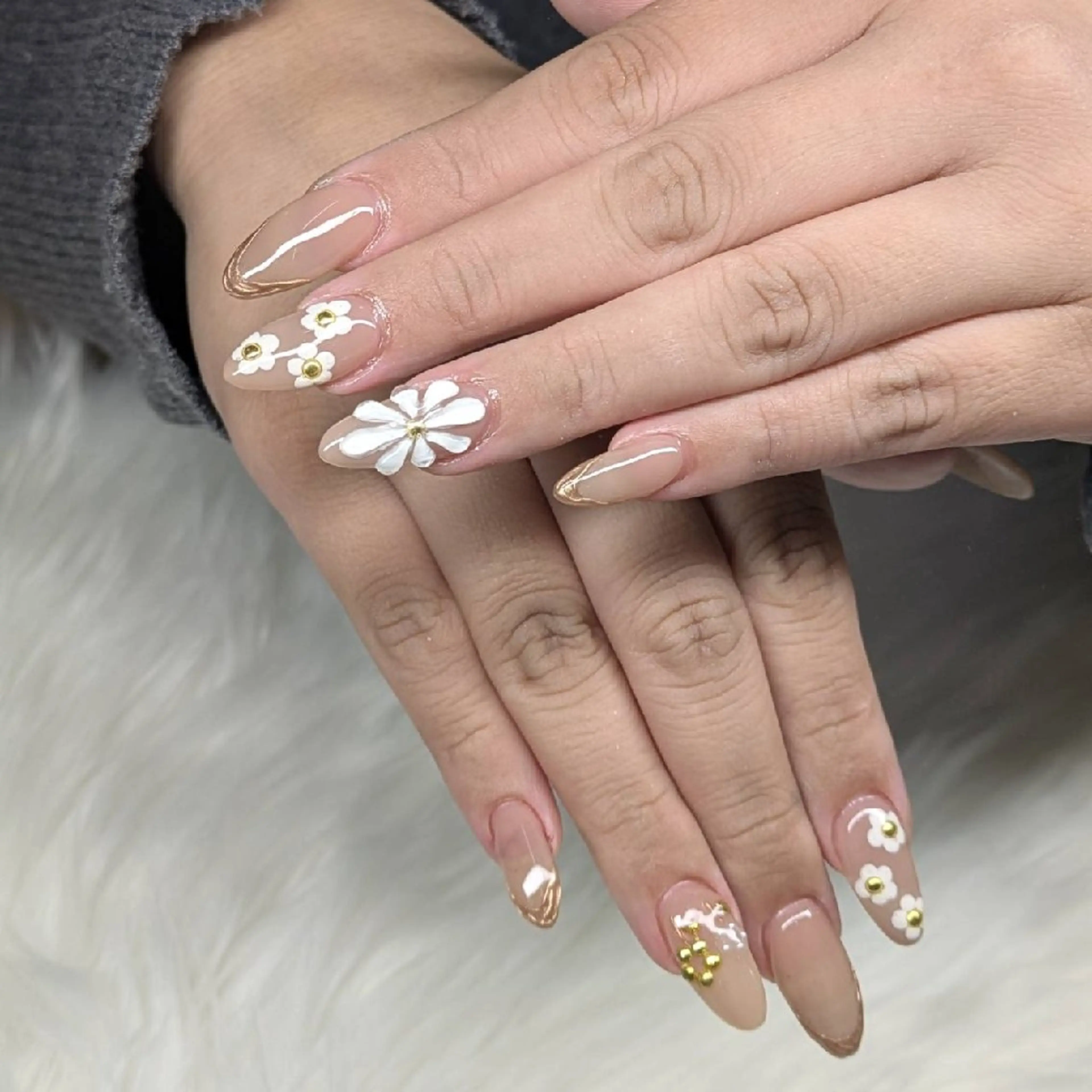 ネイル ハンドネイル ネイルサロンベルティ .keikoのネイルデザイン