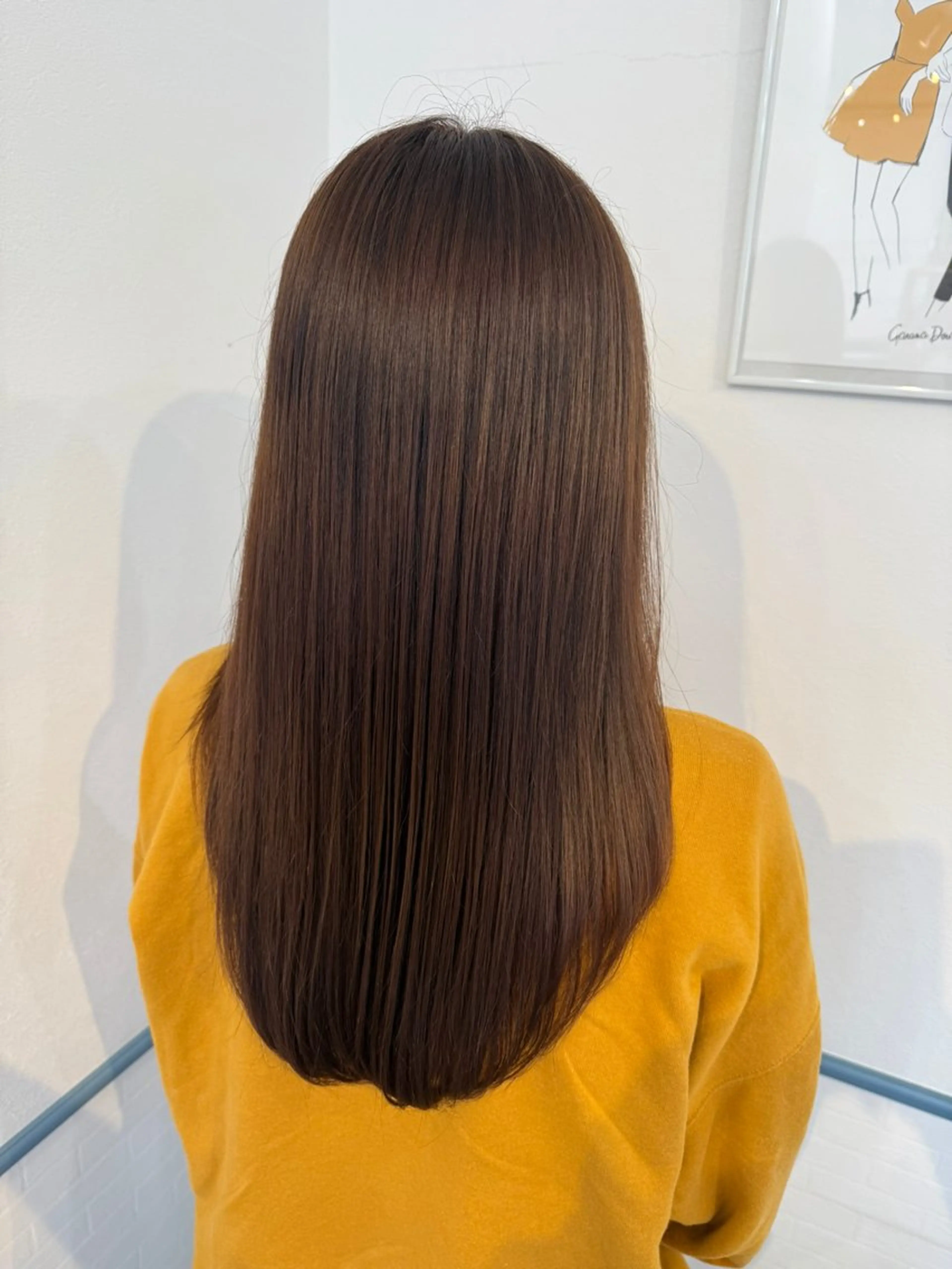 ロング カラー 柴原 杏梨のヘアスタイル