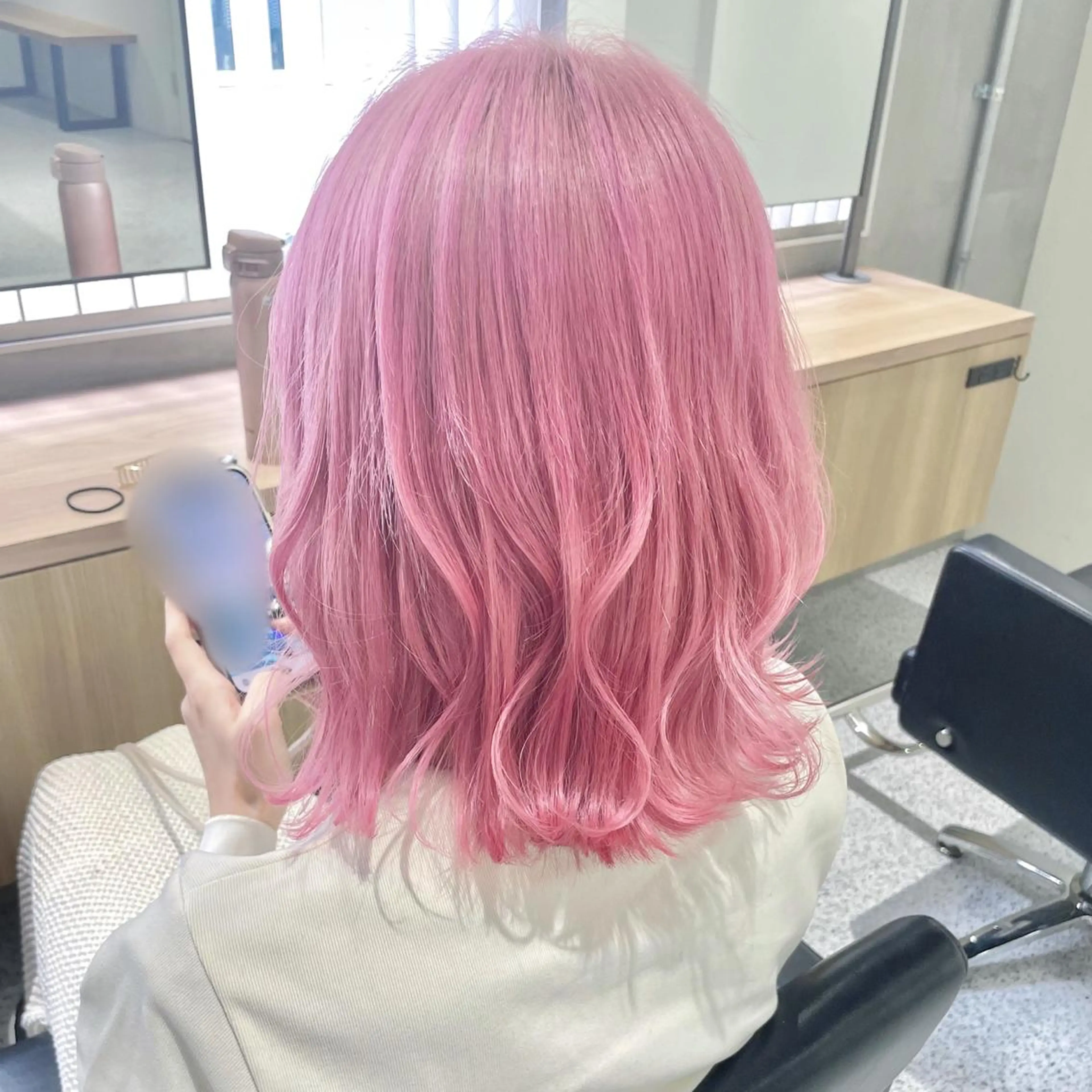 ロング カラー ピンクカラー ブリーチ/ハイトーン 艶カラー/ユリナのヘアスタイル