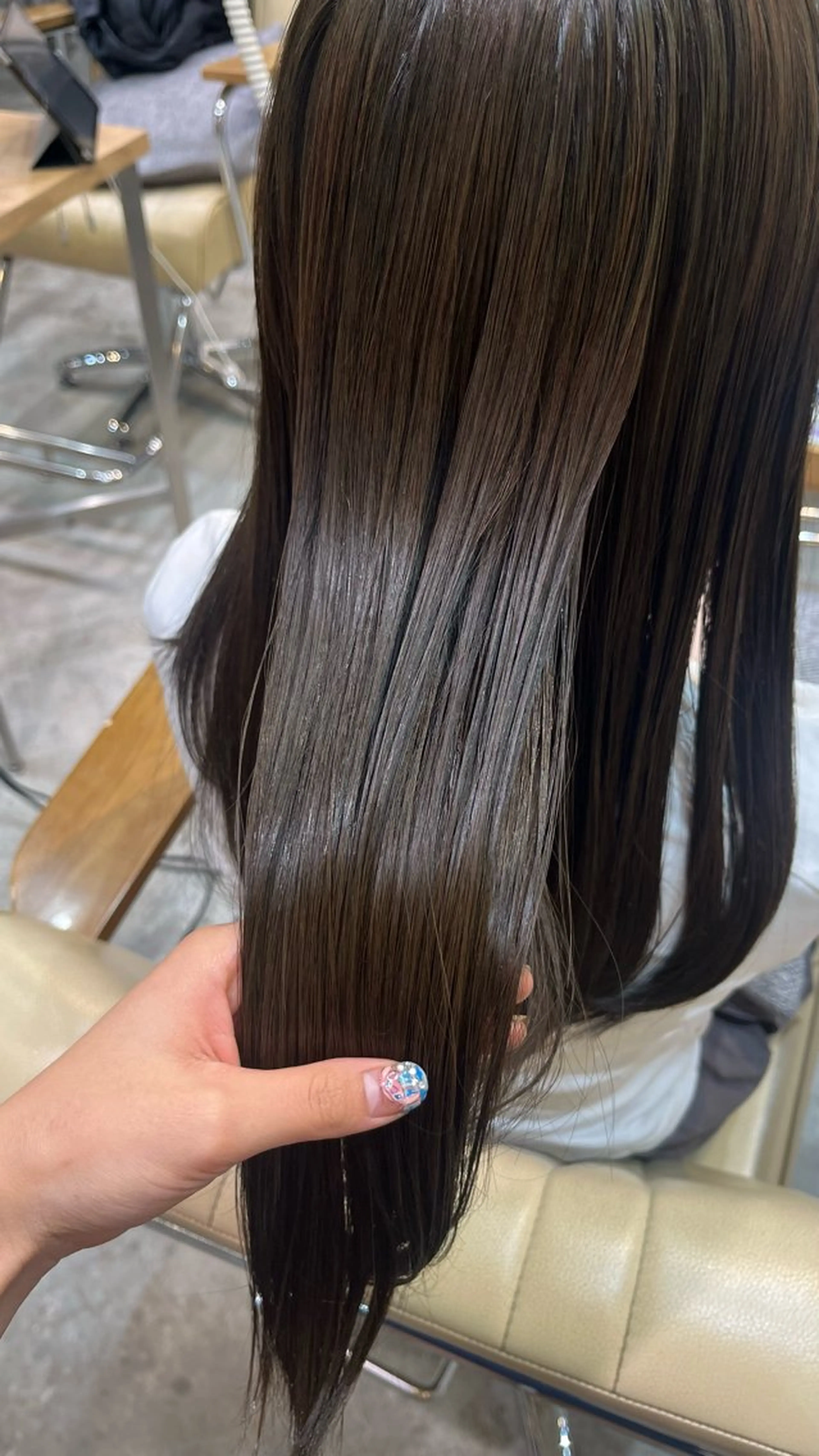 カラー グレージュ オリーブグレージュ オリーブグレー ヘアカラー Matsunaga Rihoのヘアスタイル