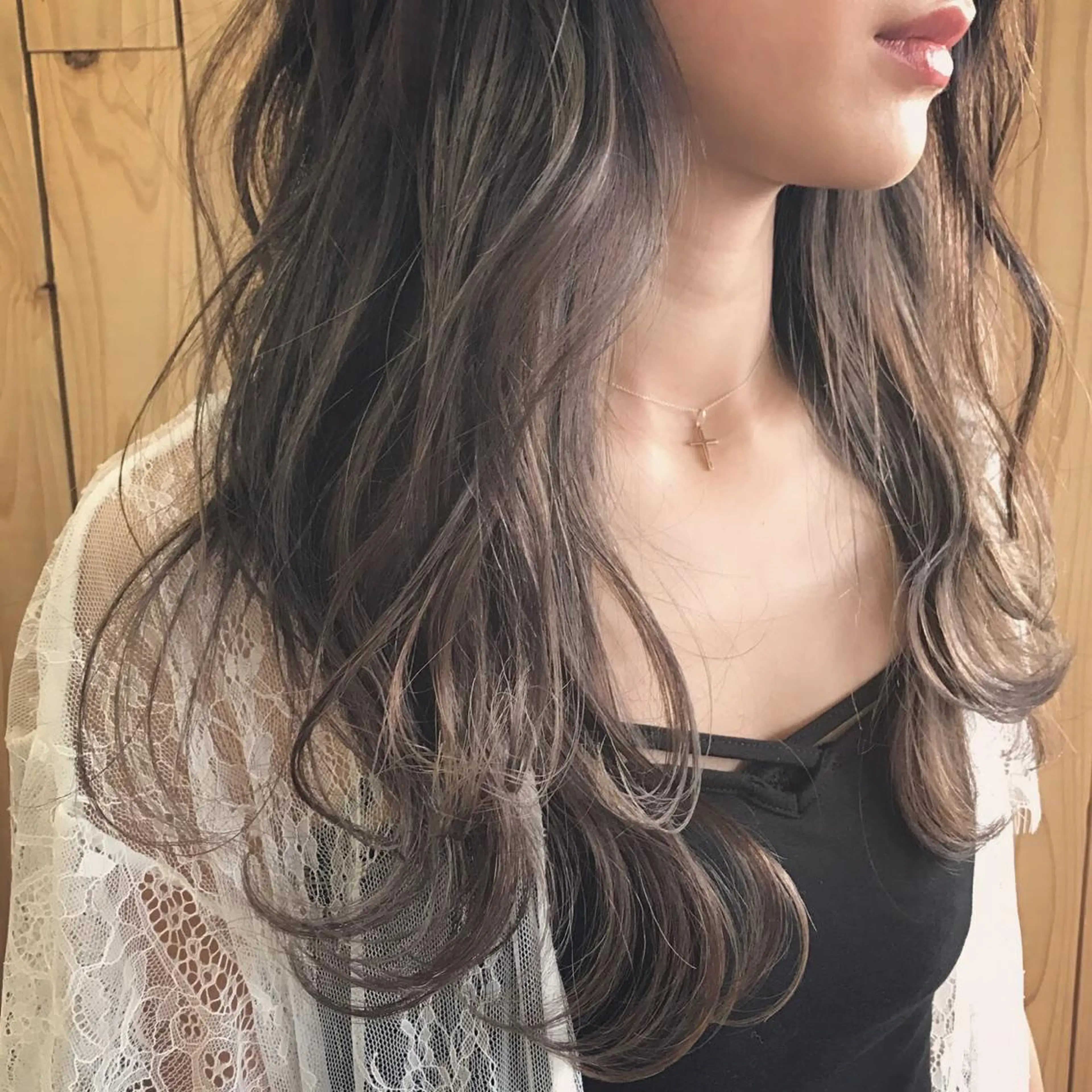 ロング カラー ヘアアレンジ カット ヘアカラー ROOTS martinのヘアスタイル