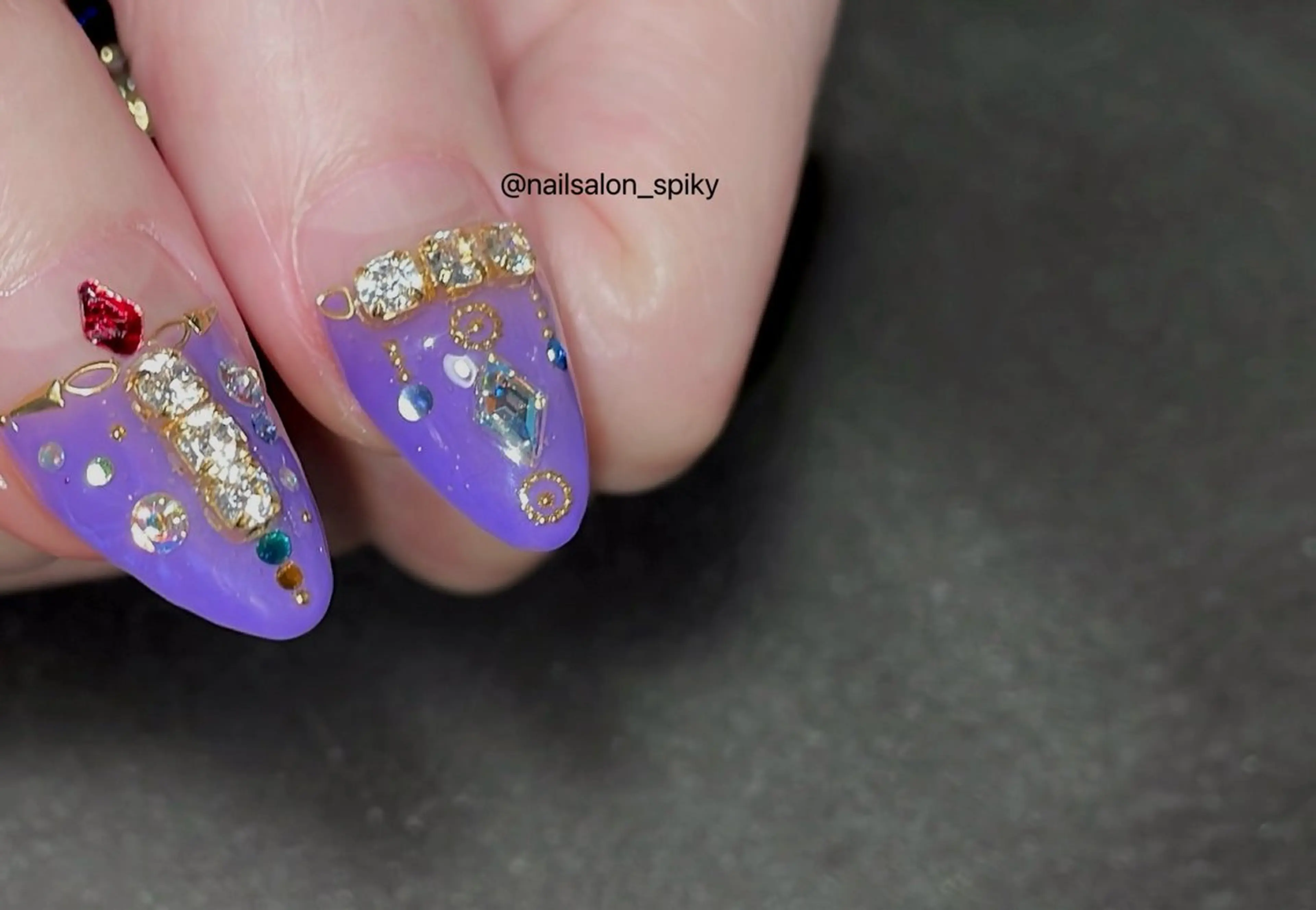 ネイル Spiky とうげ ふうかのネイルデザイン