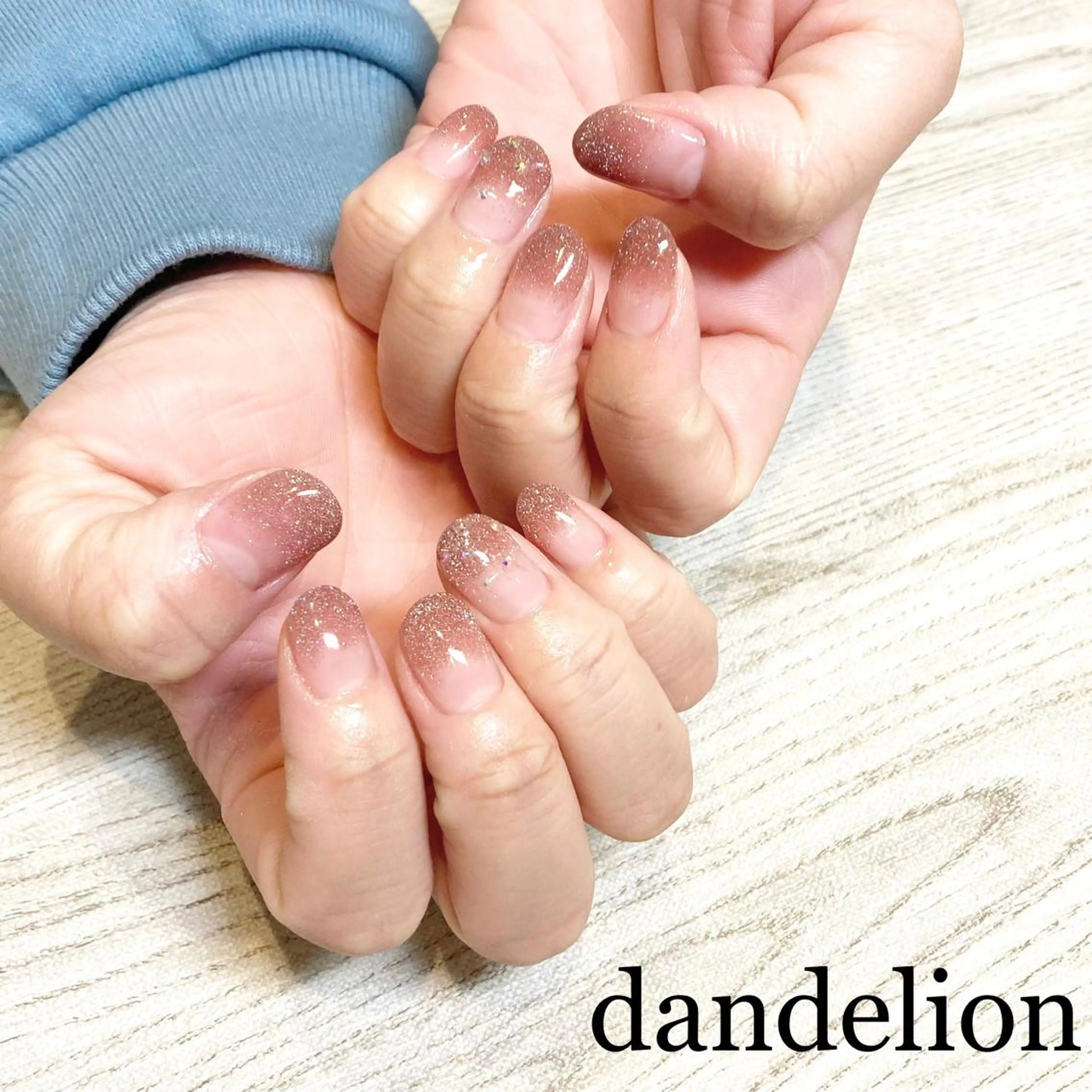 ネイル フラッシュネイル ハンドネイル ハンドケア dandelion ダンデライオンのネイルデザイン