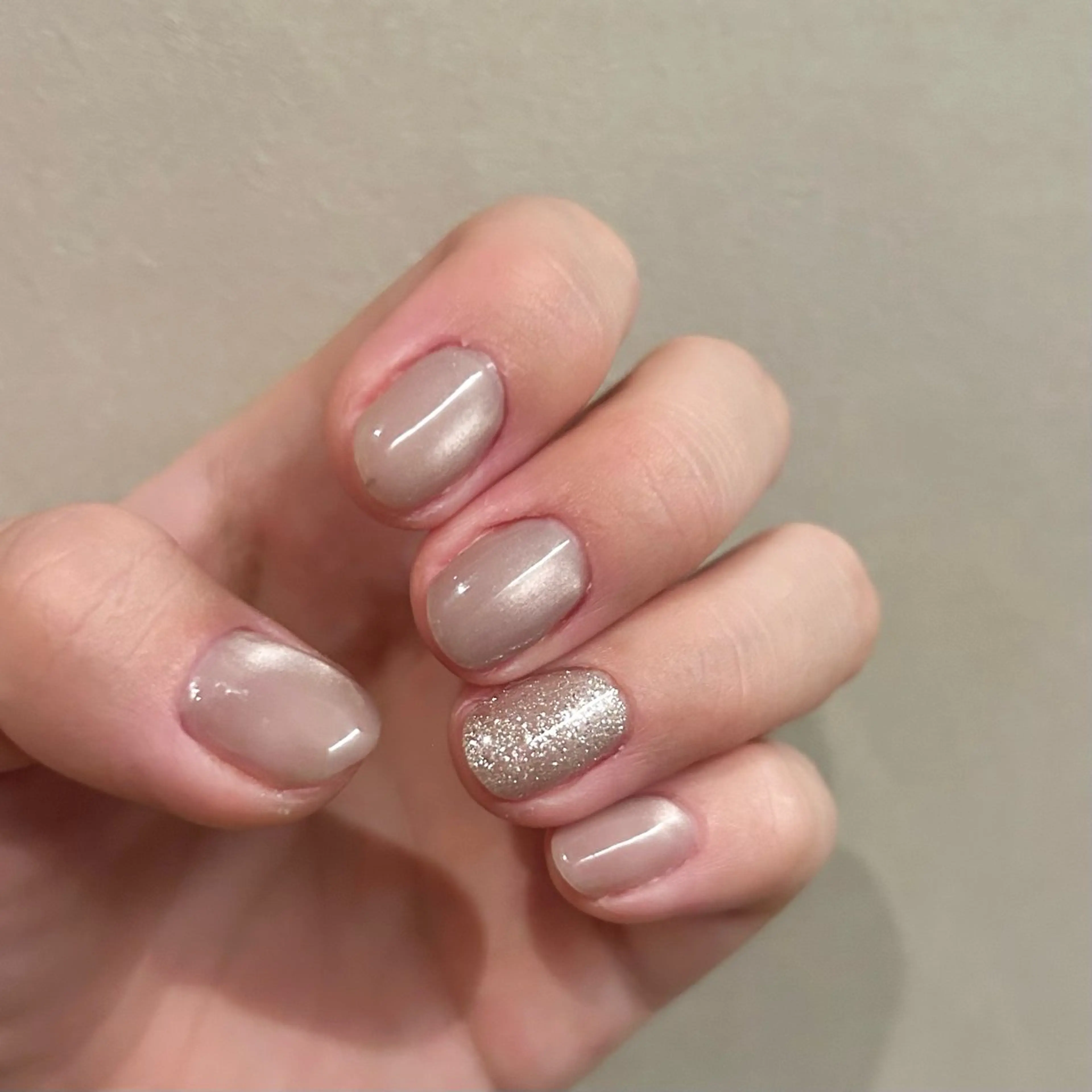 ネイル フラッシュネイル 氷ネイル・うるうるネイル ワンカラーネイル nailmum jijiのネイルデザイン