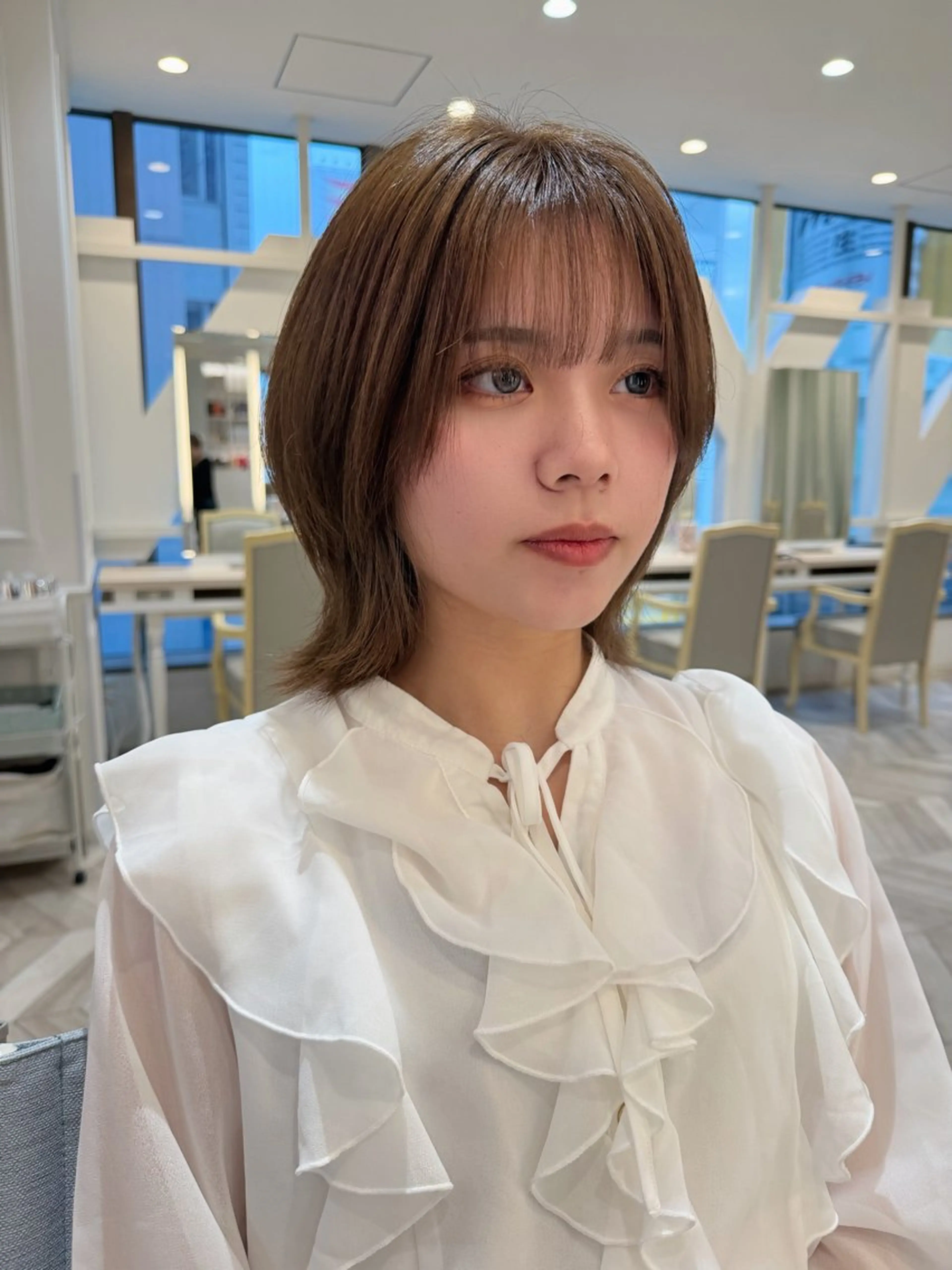 ミディアム ボブレイヤー ボブ レイヤーカット トリートメント カット ヘアカラー 小顔レイヤー/ ベージュ🤍Rieのヘアスタイル