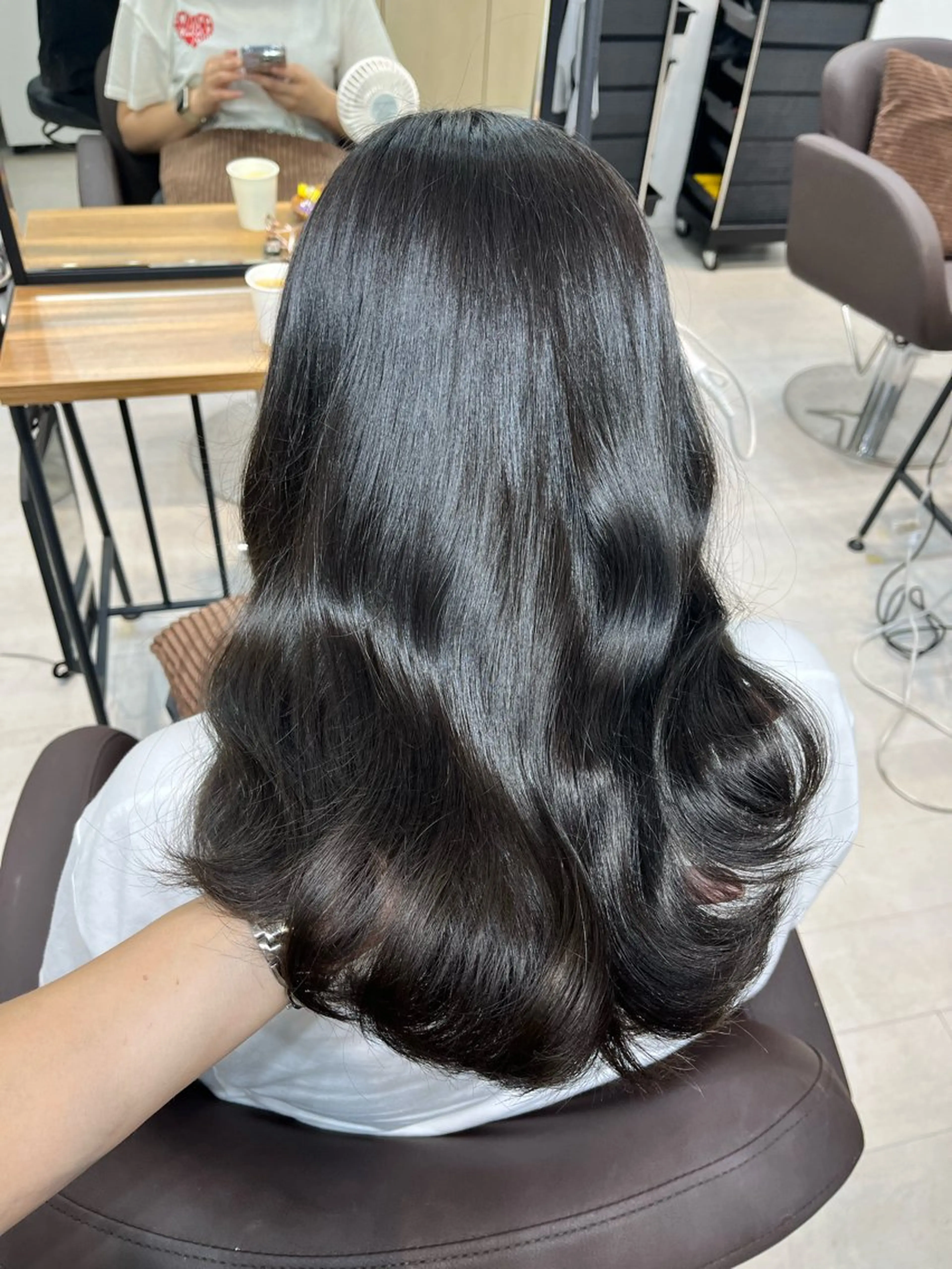 セミロング ヘアカラー トリートメント ヘッドスパ ヘアセット I S所属・🪞透明感カラー🫧 縮毛矯正🥇かずきのヘアスタイル