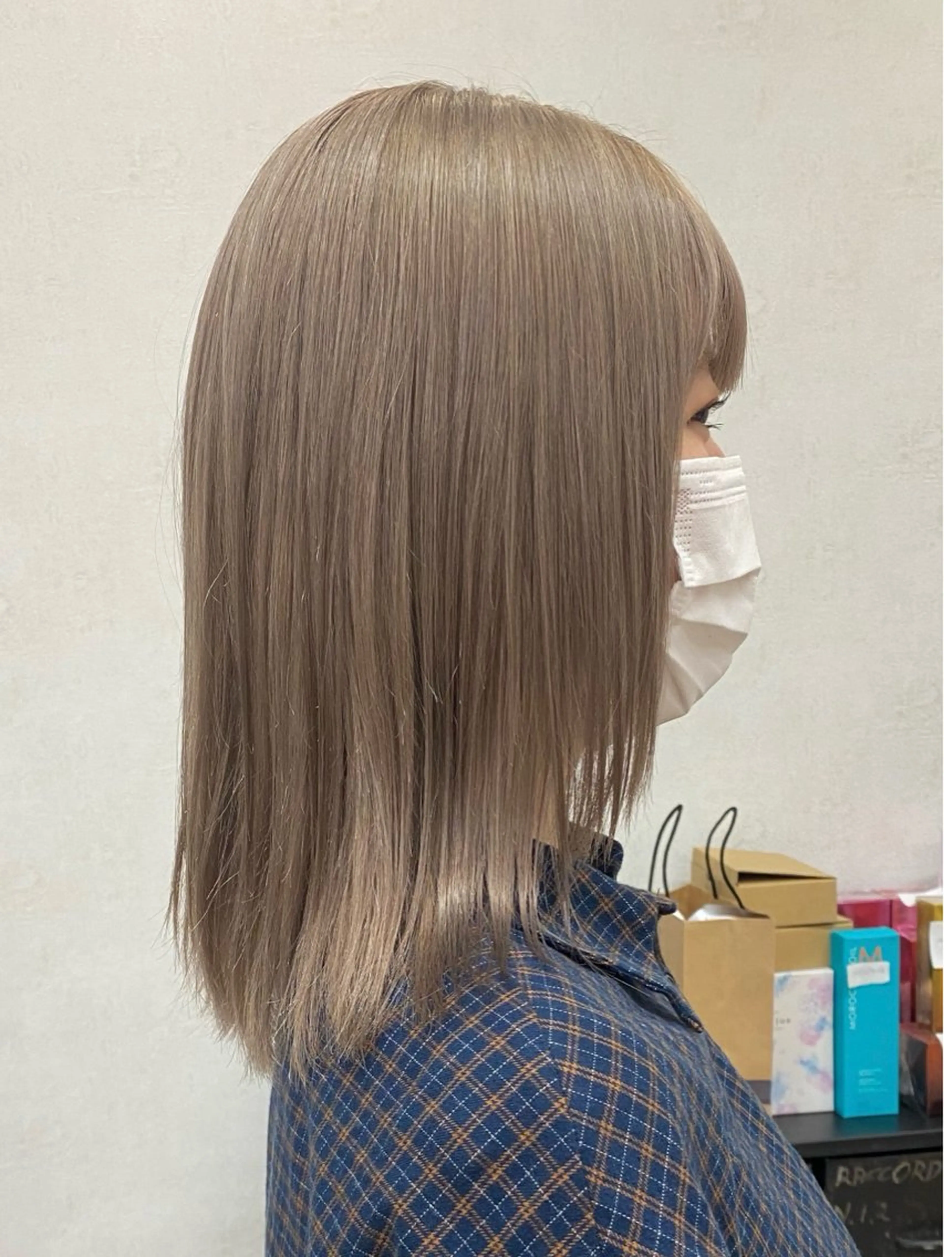 ショート カラー ハイトーン💗ピンク 🛼ベージュ🍀のヘアスタイル