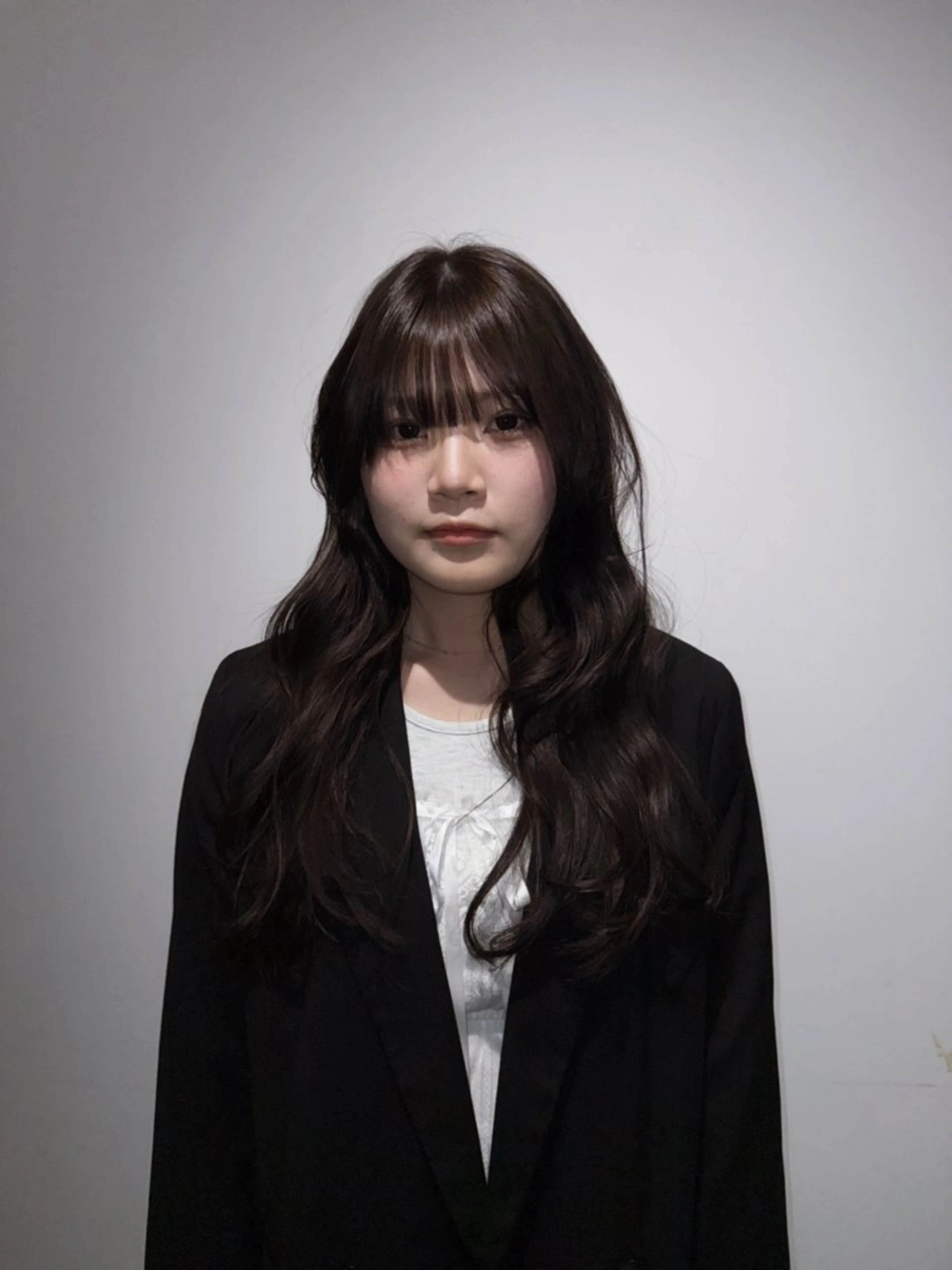 ロング カラー 杏華 ショートのヘアスタイル