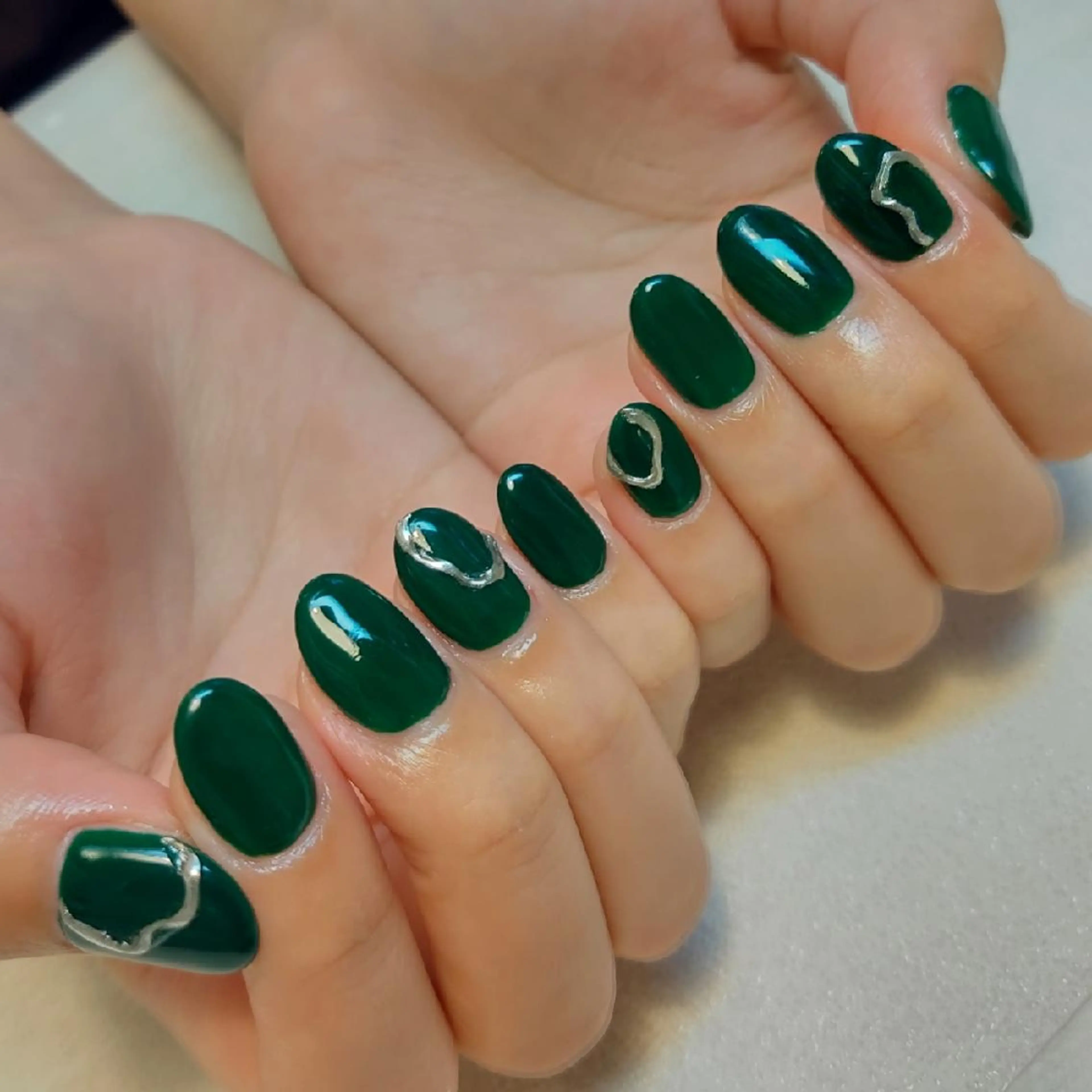 ネイル ジェヌインネイル 河内のネイルデザイン