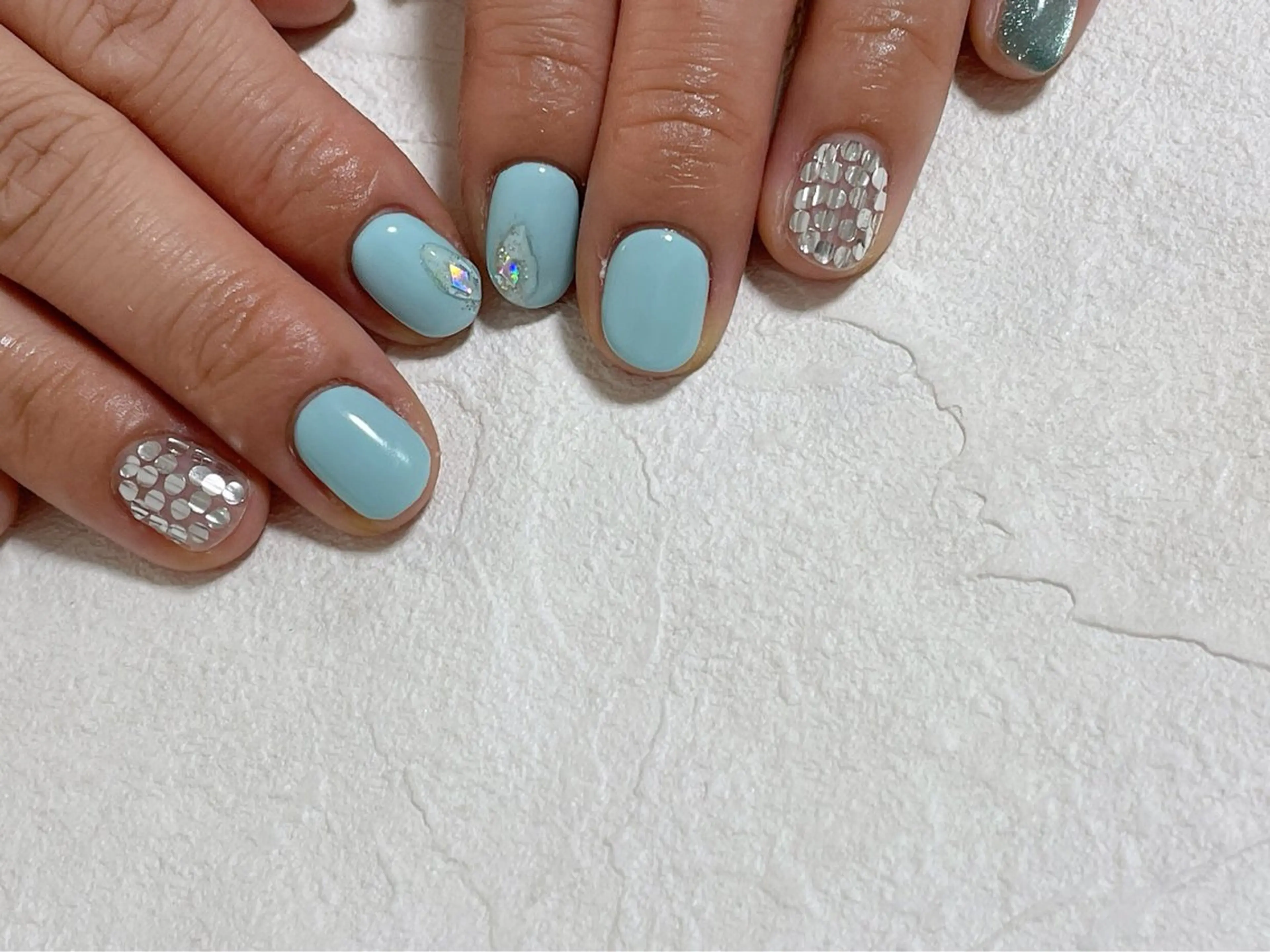 ネイル オーロラネイル フットネイル フレンチネイル ジェルネイル 韓国ネイル mogunail &blowのネイルデザイン