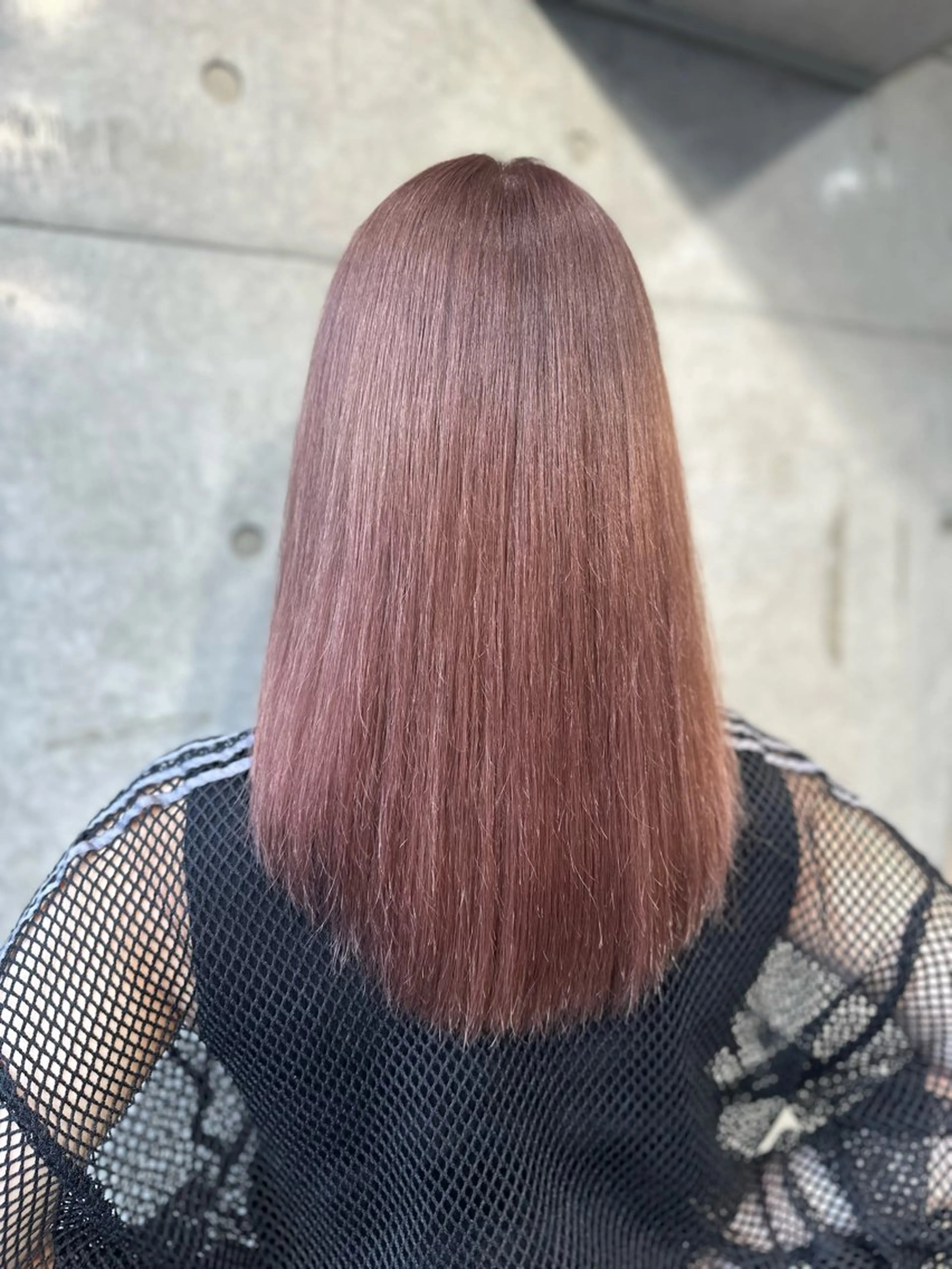 セミロング カラー アディクシーカラー ブリーチ ケアブリーチ ダブルカラー イヤリングカラー DAIKIベージュ 🍂レイヤーカットのヘアスタイル