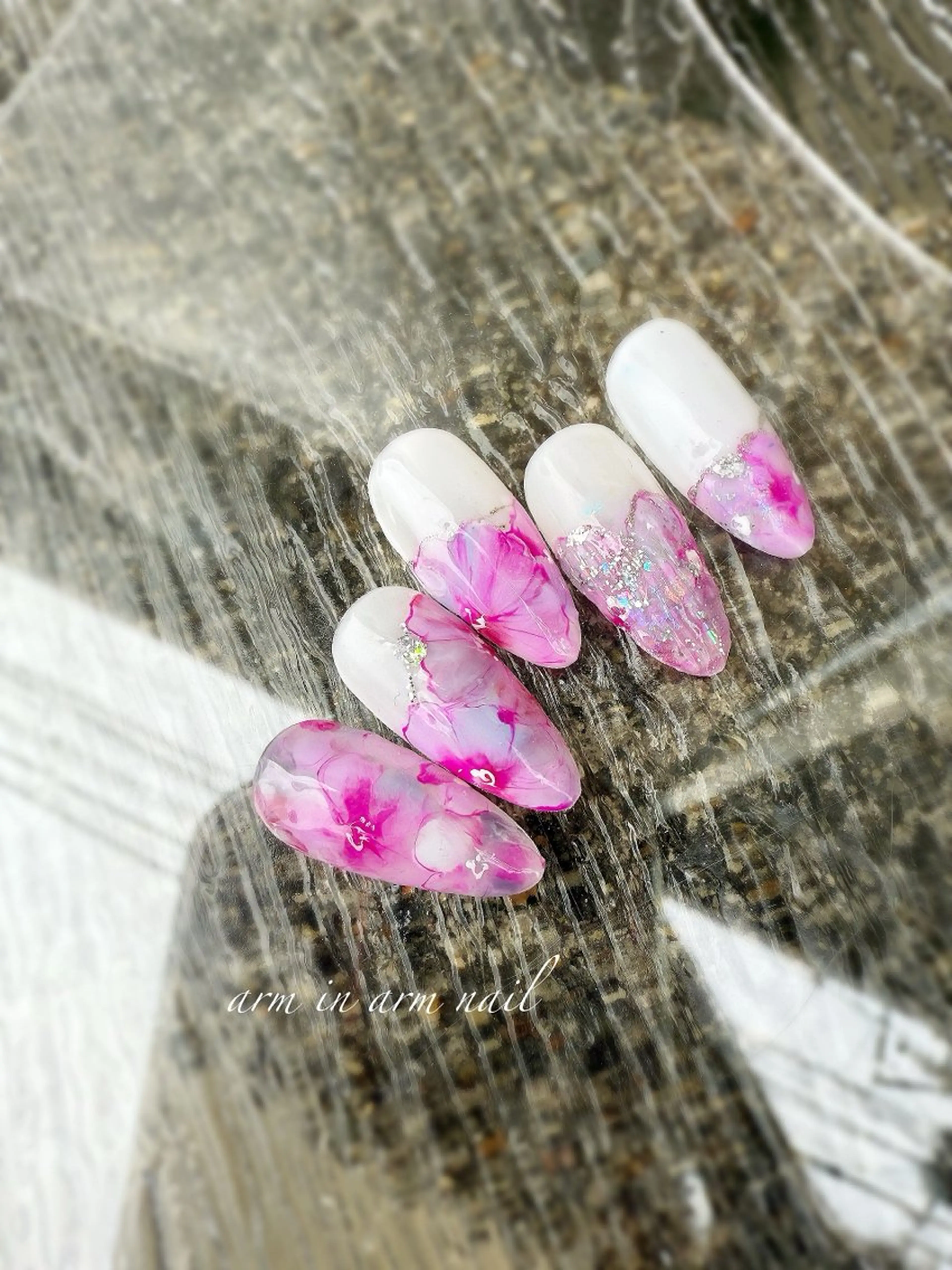 ネイル arm in arm ︎✿Yamamotoのマツエク・マツパデザイン