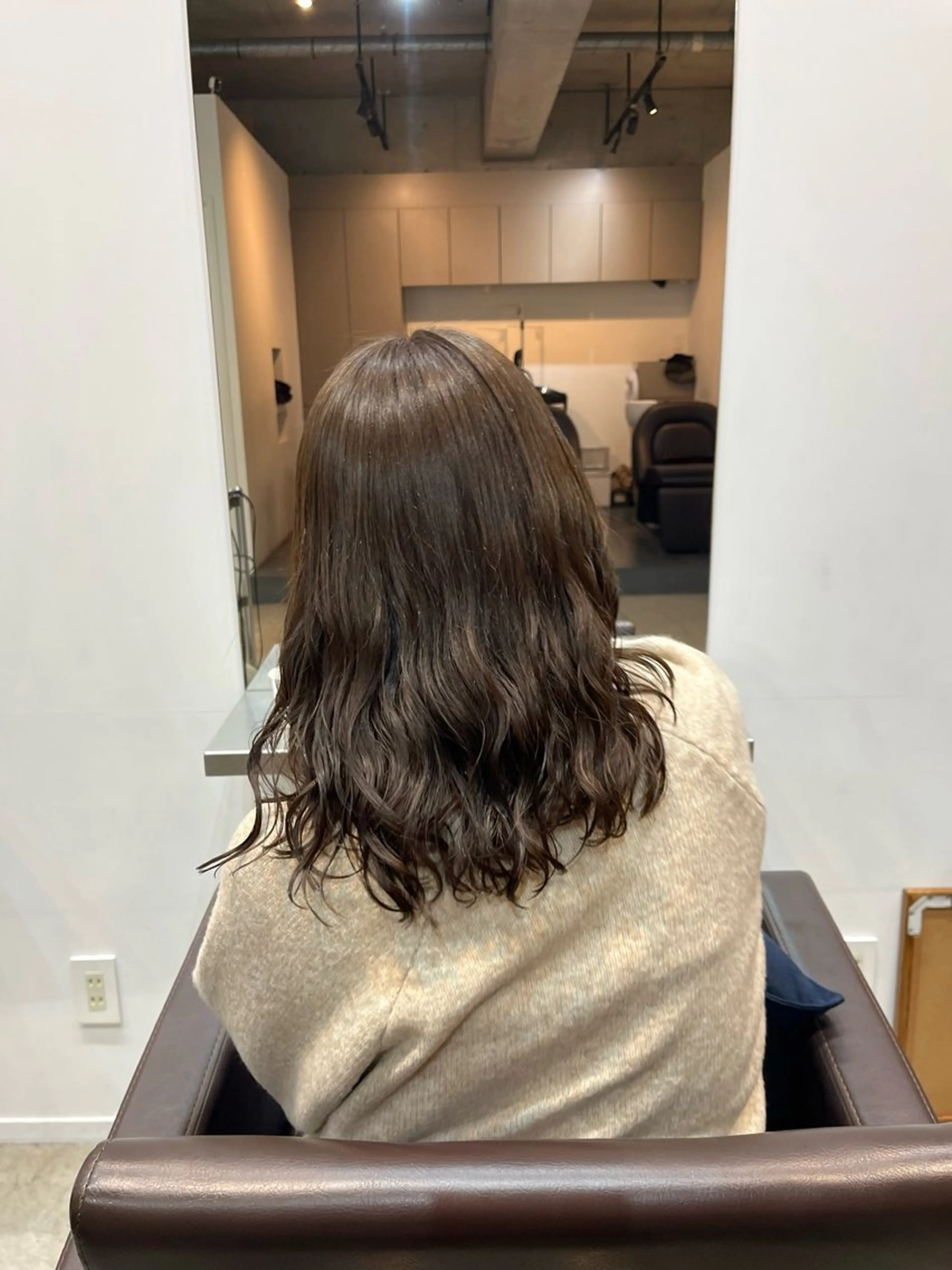 カラー ベージュカラー オリーブベージュ カット ヘアカラー 【arc】 mikiho/パーマのヘアスタイル