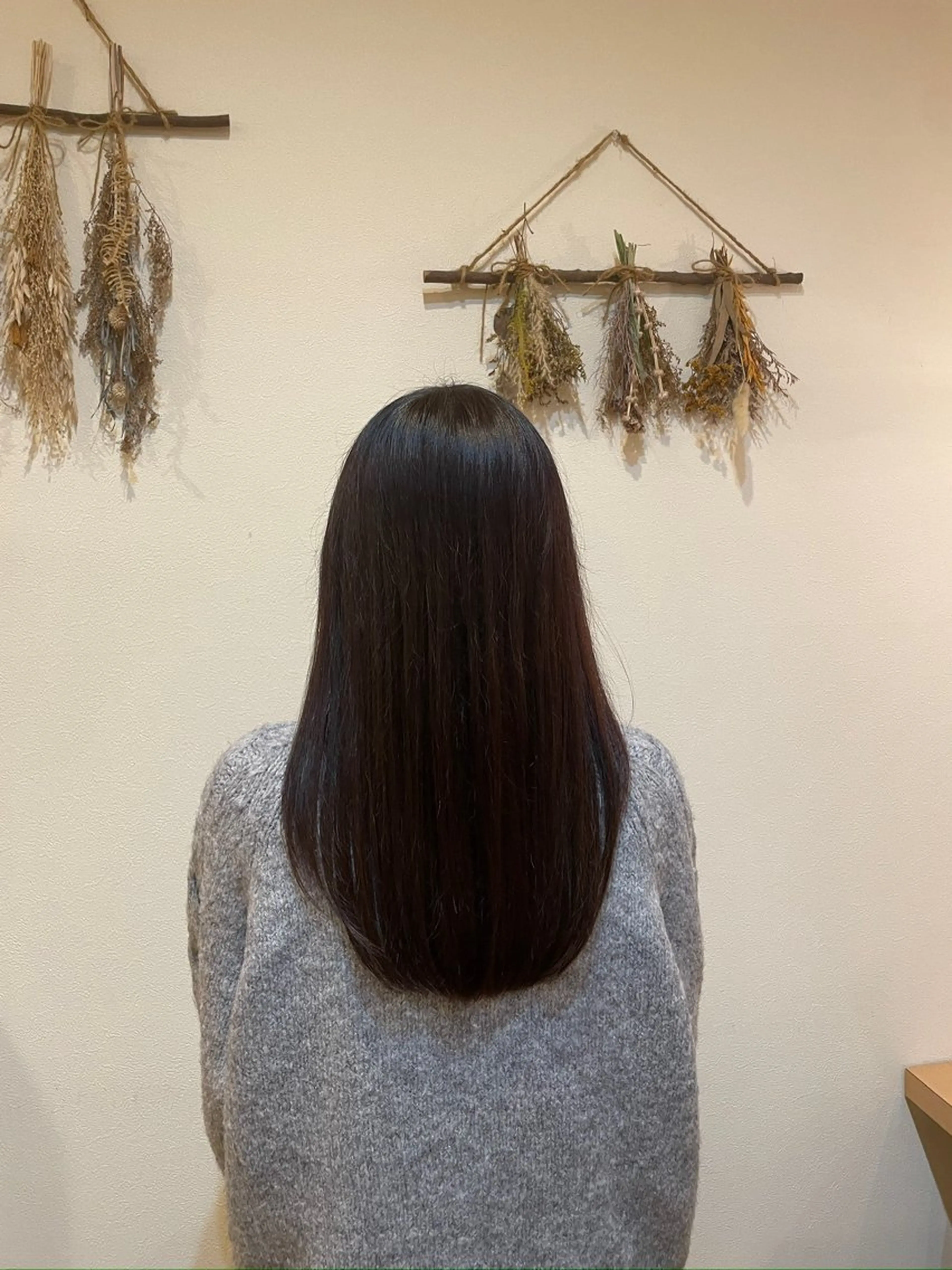 ロング 中村 樹菜のヘアスタイル