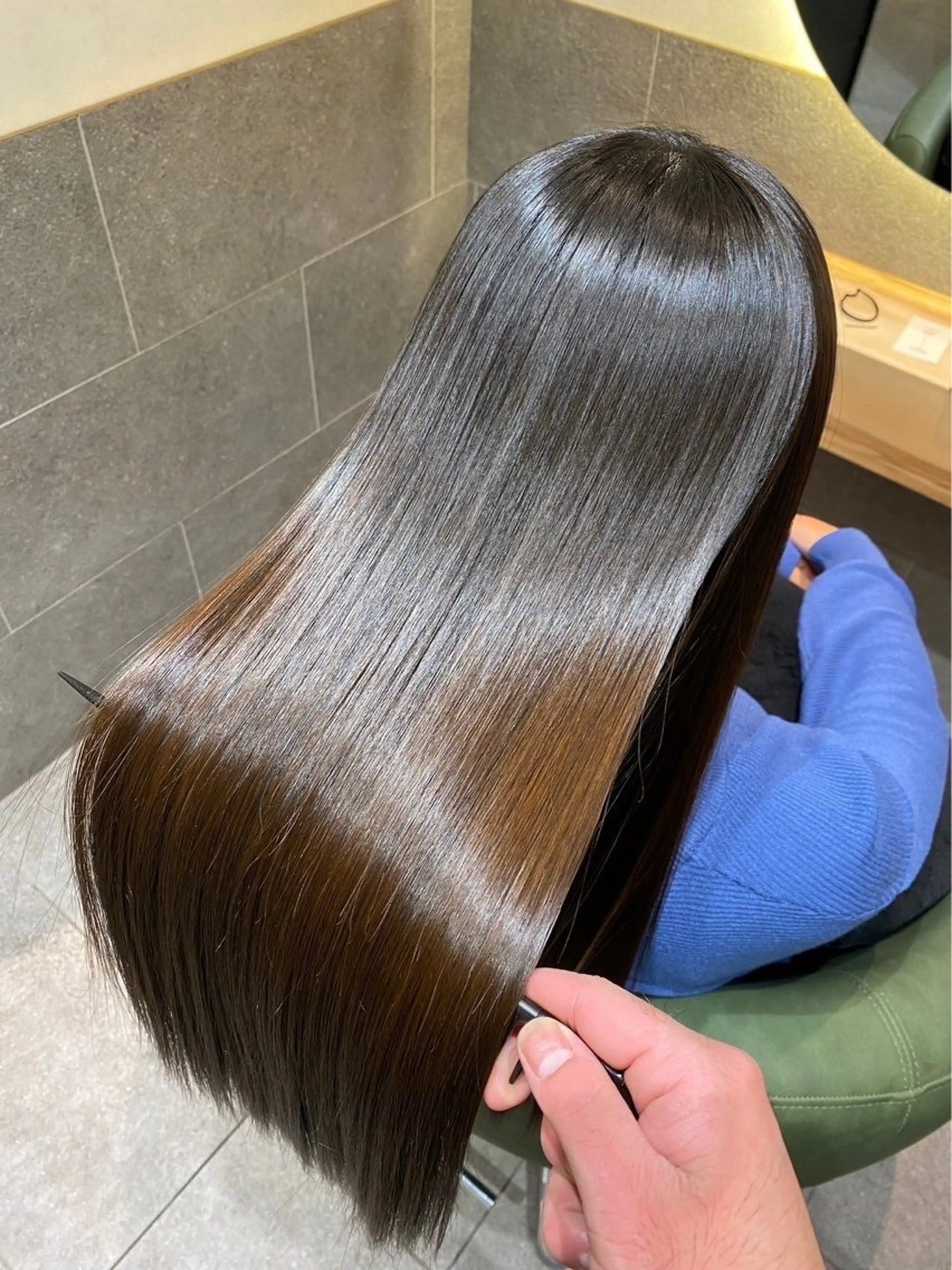 ロング カラー パーマ 【うねり/広がり/ 縮毛矯正】💟まなみのヘアスタイル