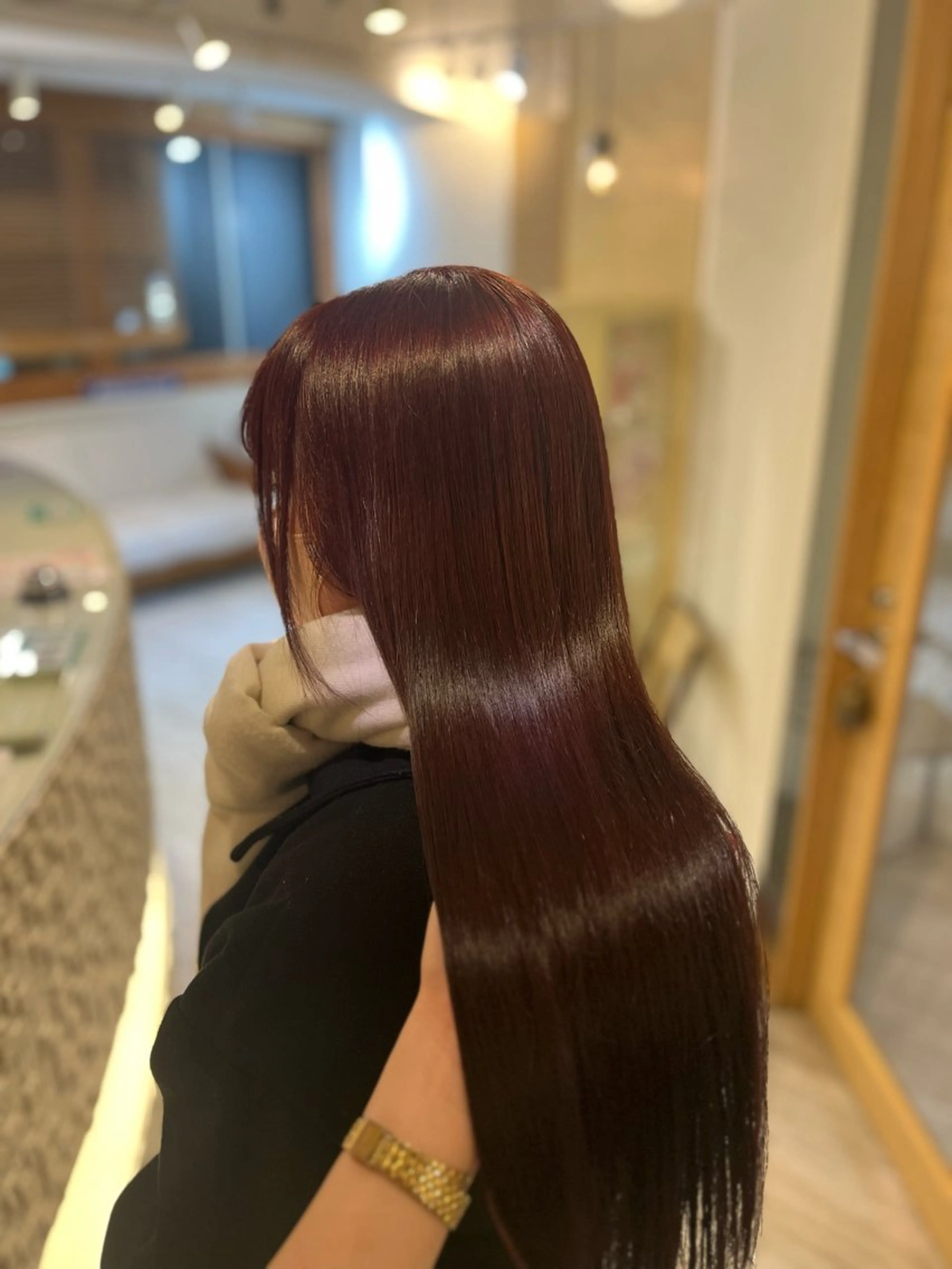 セミロング カラー 🌙Runa つや髪 /モテ/小顔カットのヘアスタイル