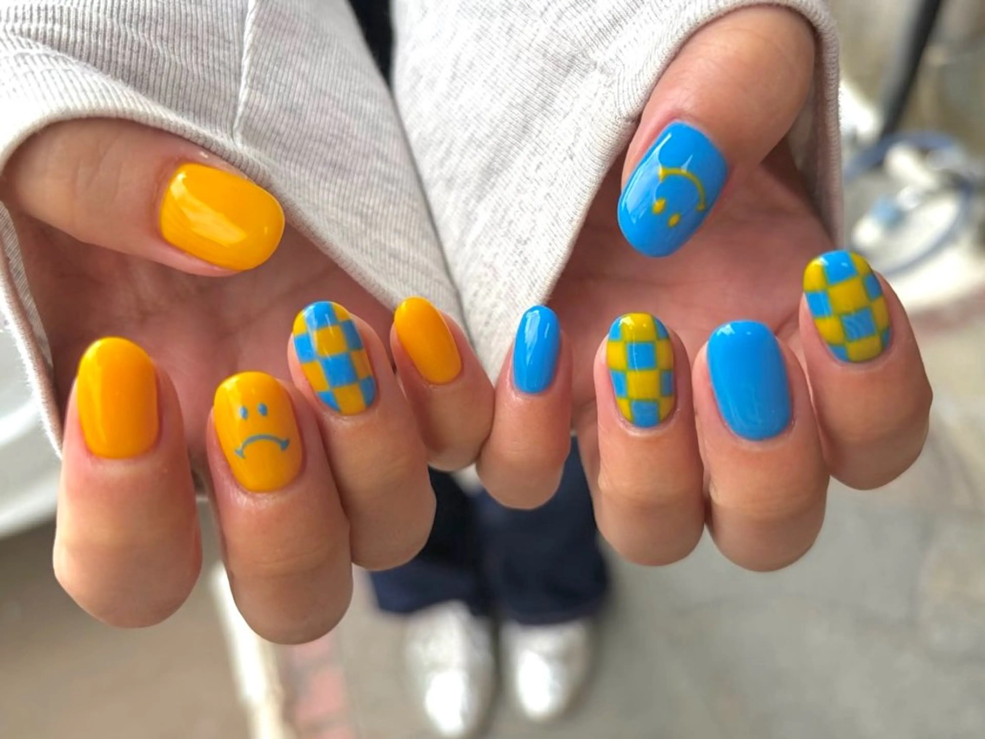 ネイル 持ち込み ハンドネイル alma (アルマ)のネイルデザイン