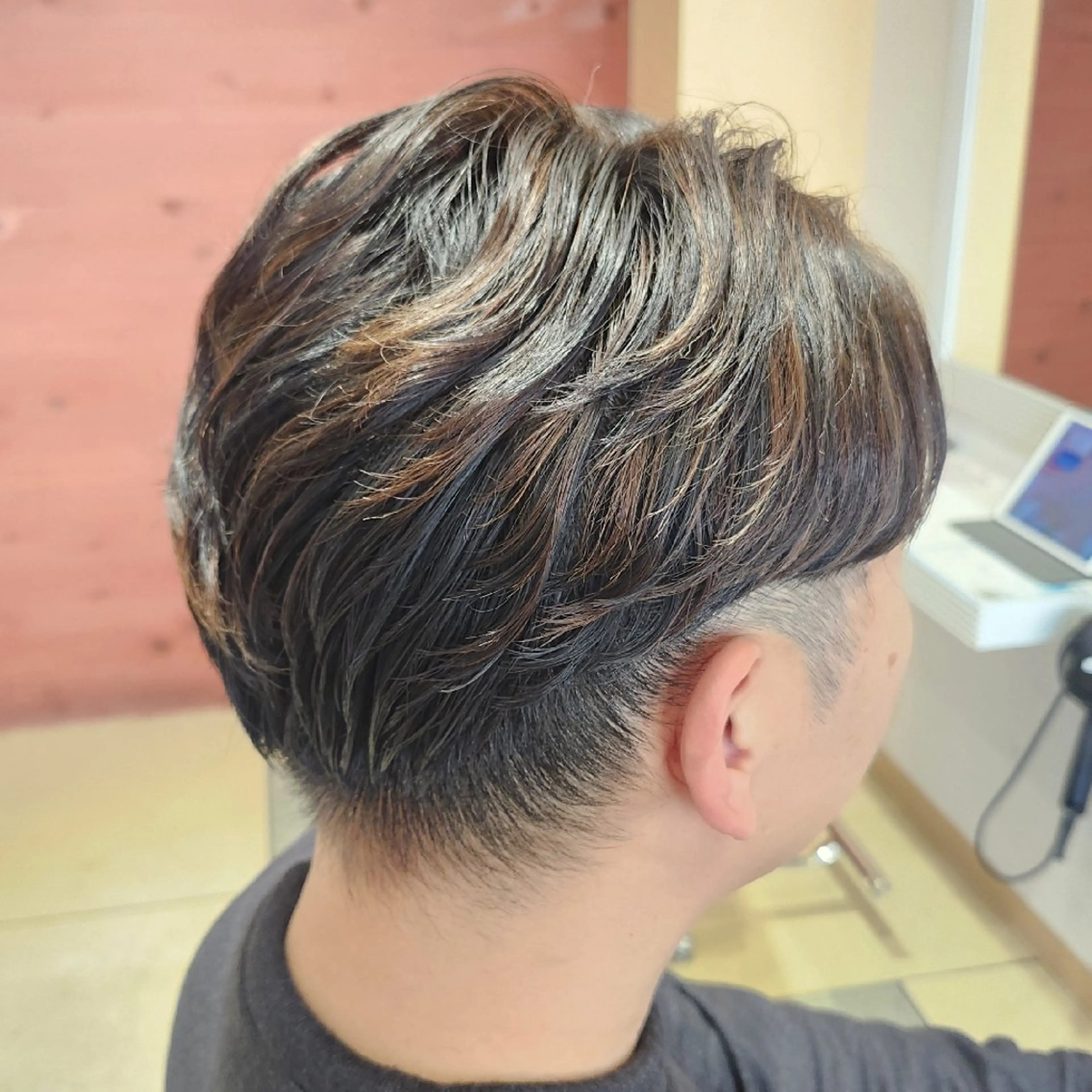 パーマ メンズ 暖色カラー/髪質改善 /メンズ🧡莉南のヘアスタイル