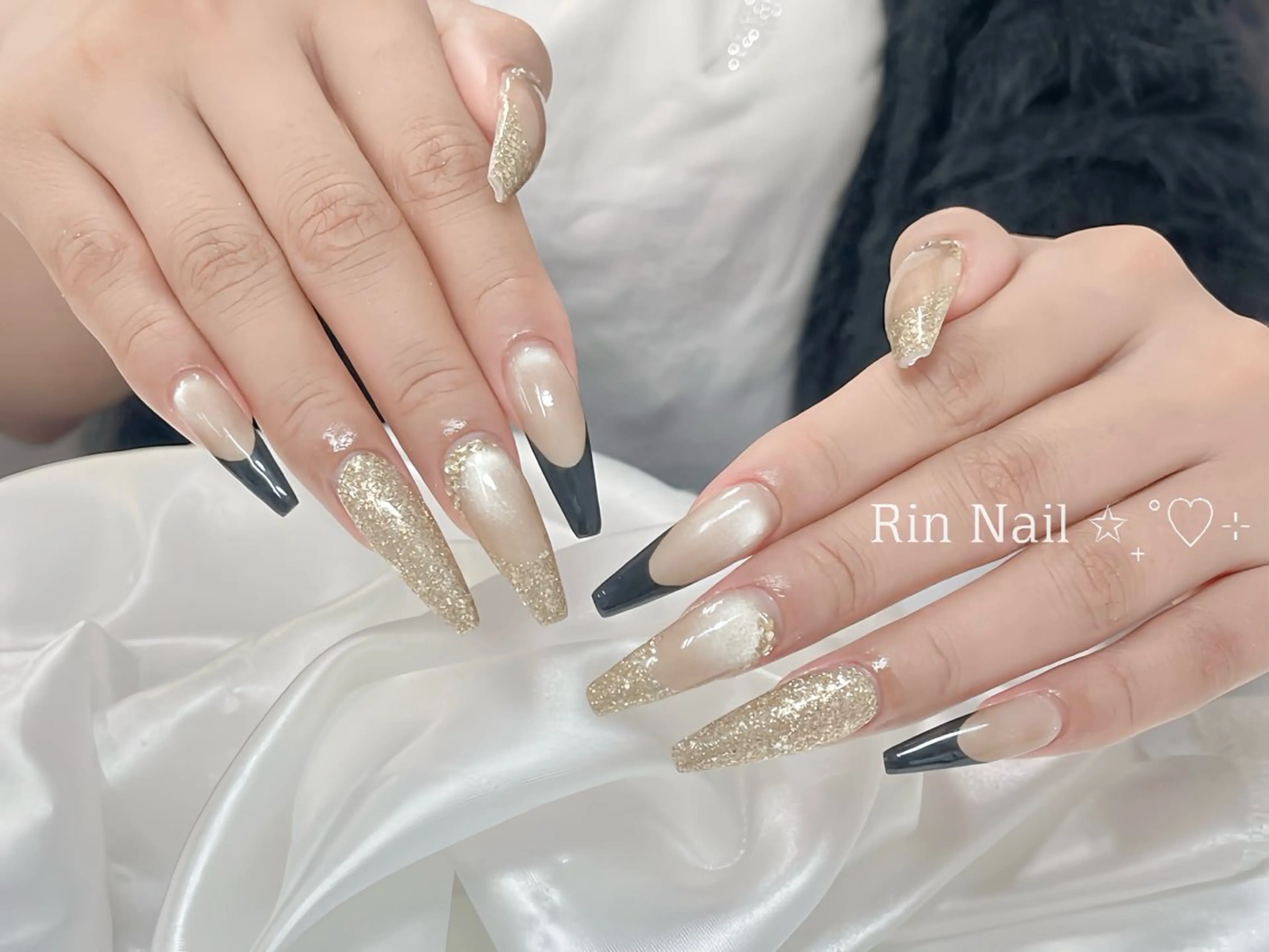 ネイル アートネイル チークネイル ジェルネイル ロングネイル マグネットネイル ハンドネイル Rin Nail 新大久保店のネイルデザイン