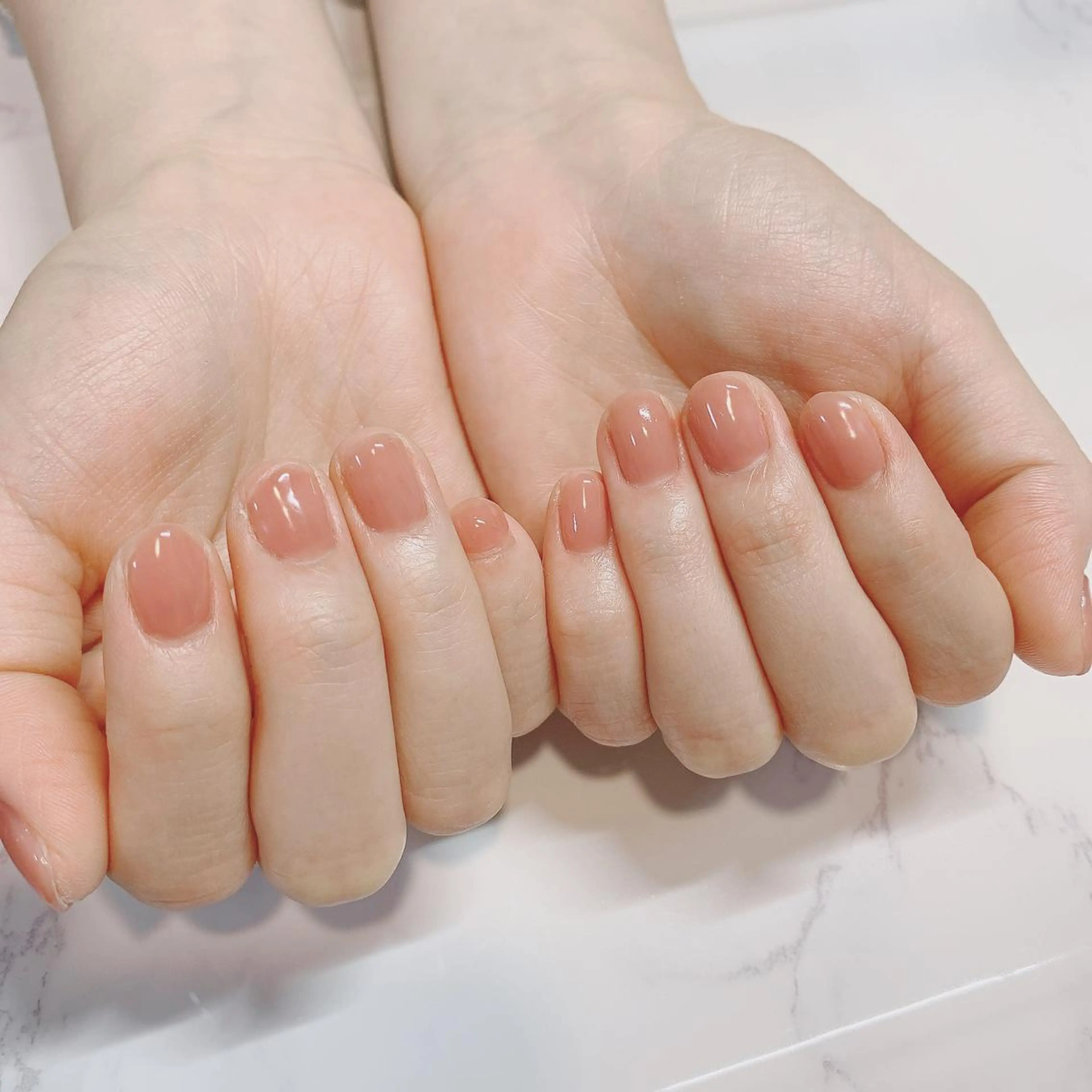 セミロング ネイル オフィスネイル ピンク nailist_ momijiのネイルデザイン