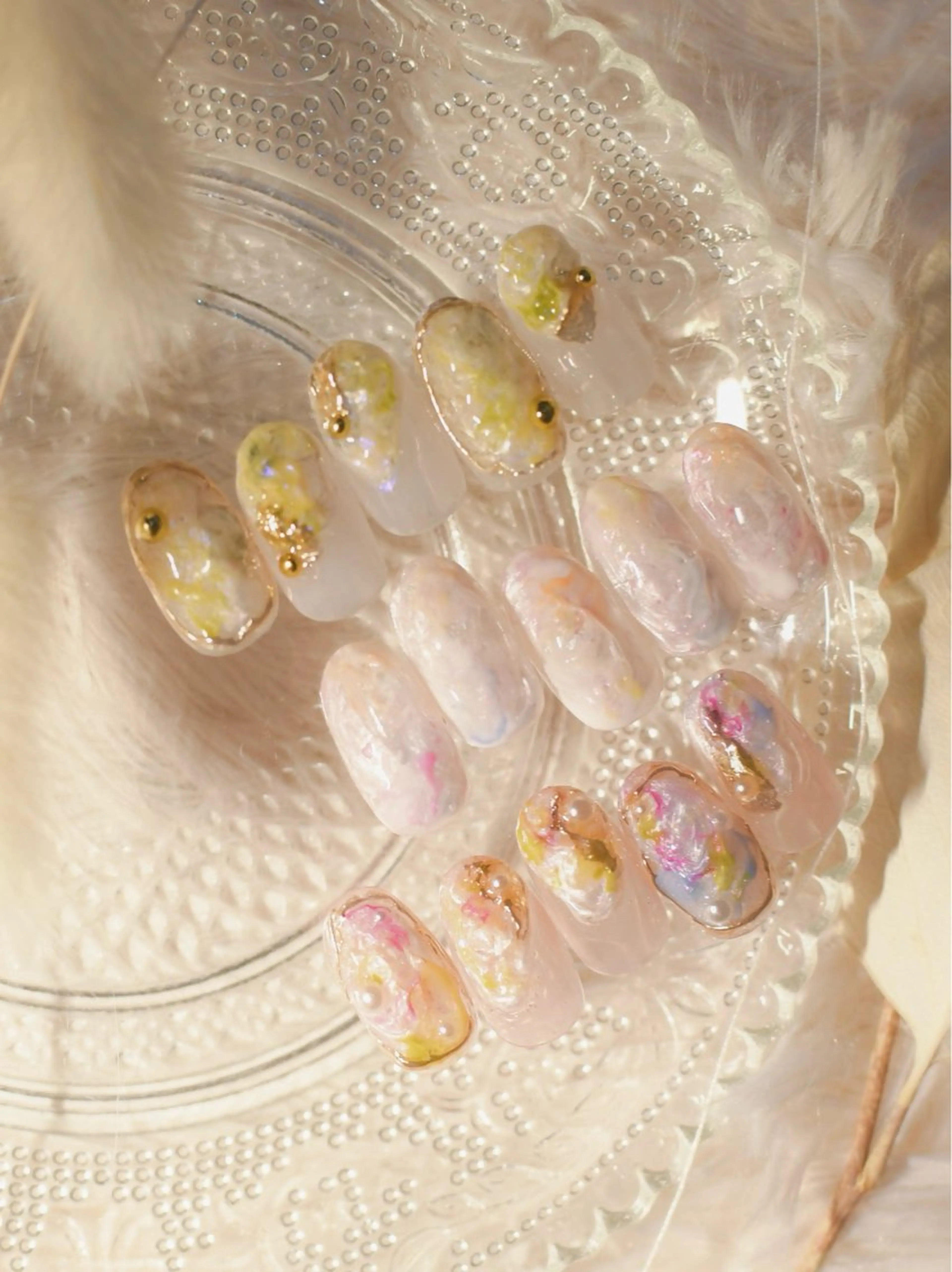 ネイル ニュアンスネイル ハンドネイル ハンドケア nuu 栄  /  シェアサロン所属・nuu栄 ユキ / 大人ニュアンスのネイルデザイン