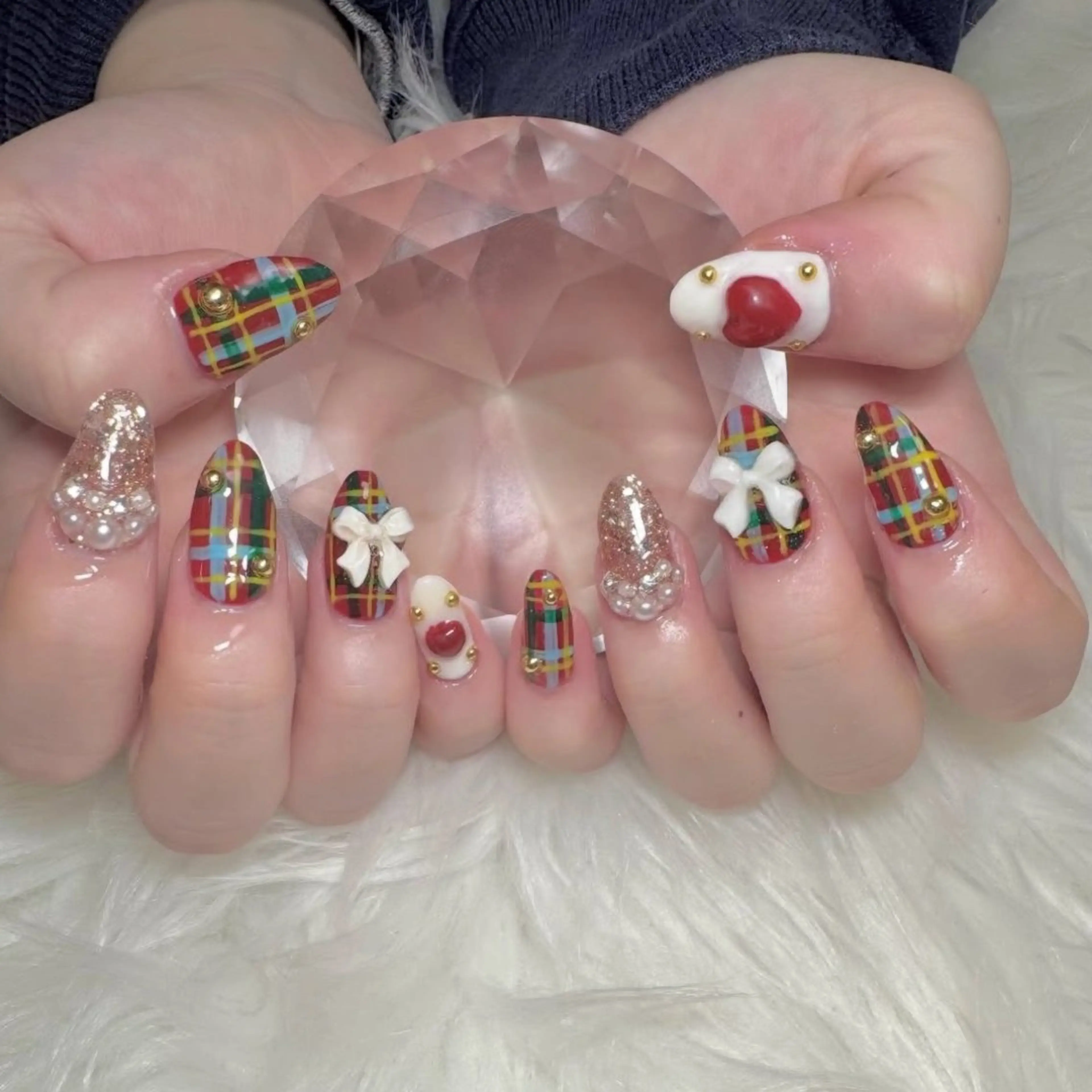 ネイル 赤色 ハンドネイル JillNails Niinaのネイルデザイン