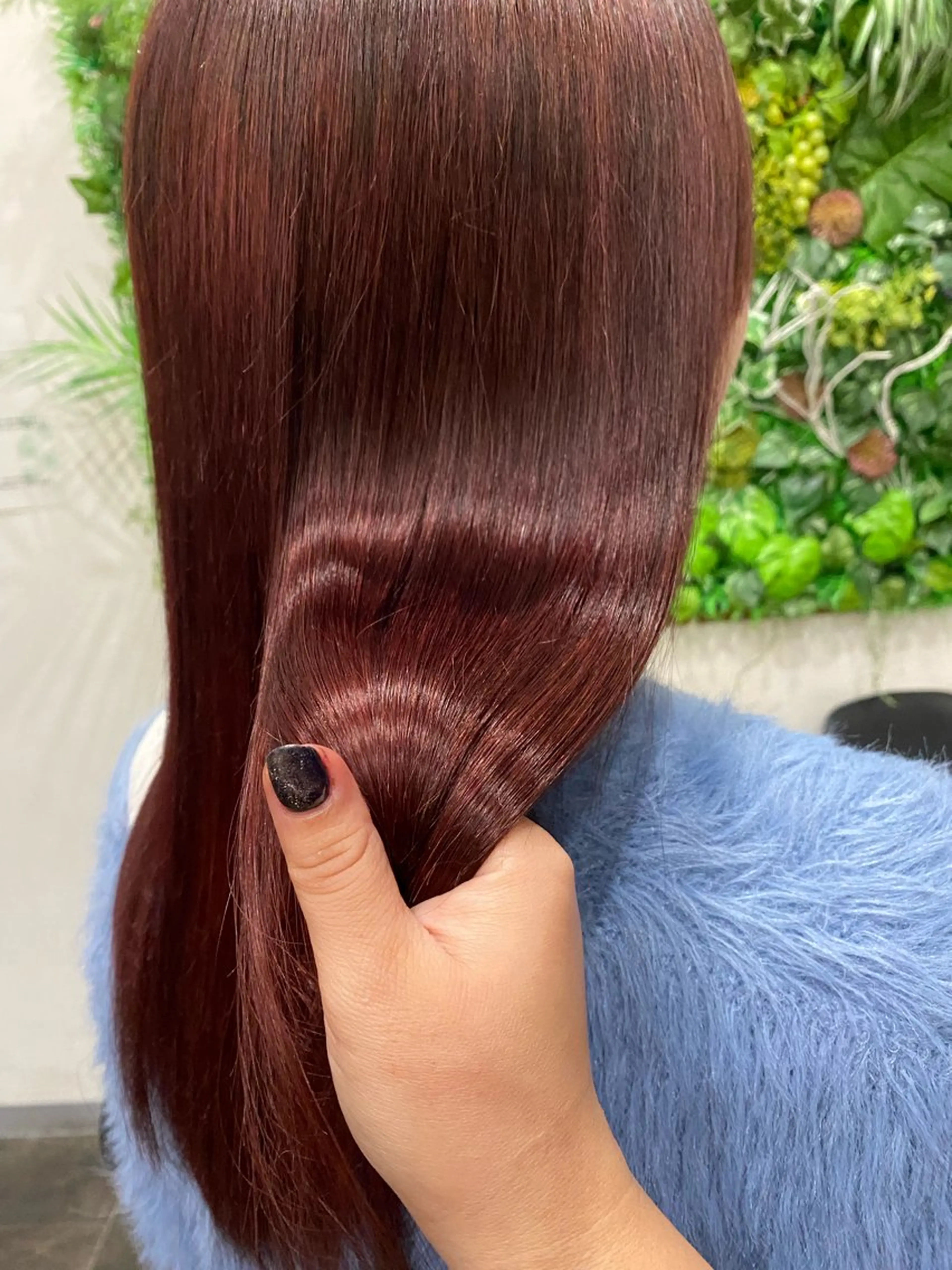 ロング カラー レッドカラー ヘアカラー トリートメント N-PLANTS KOTOHAのヘアスタイル