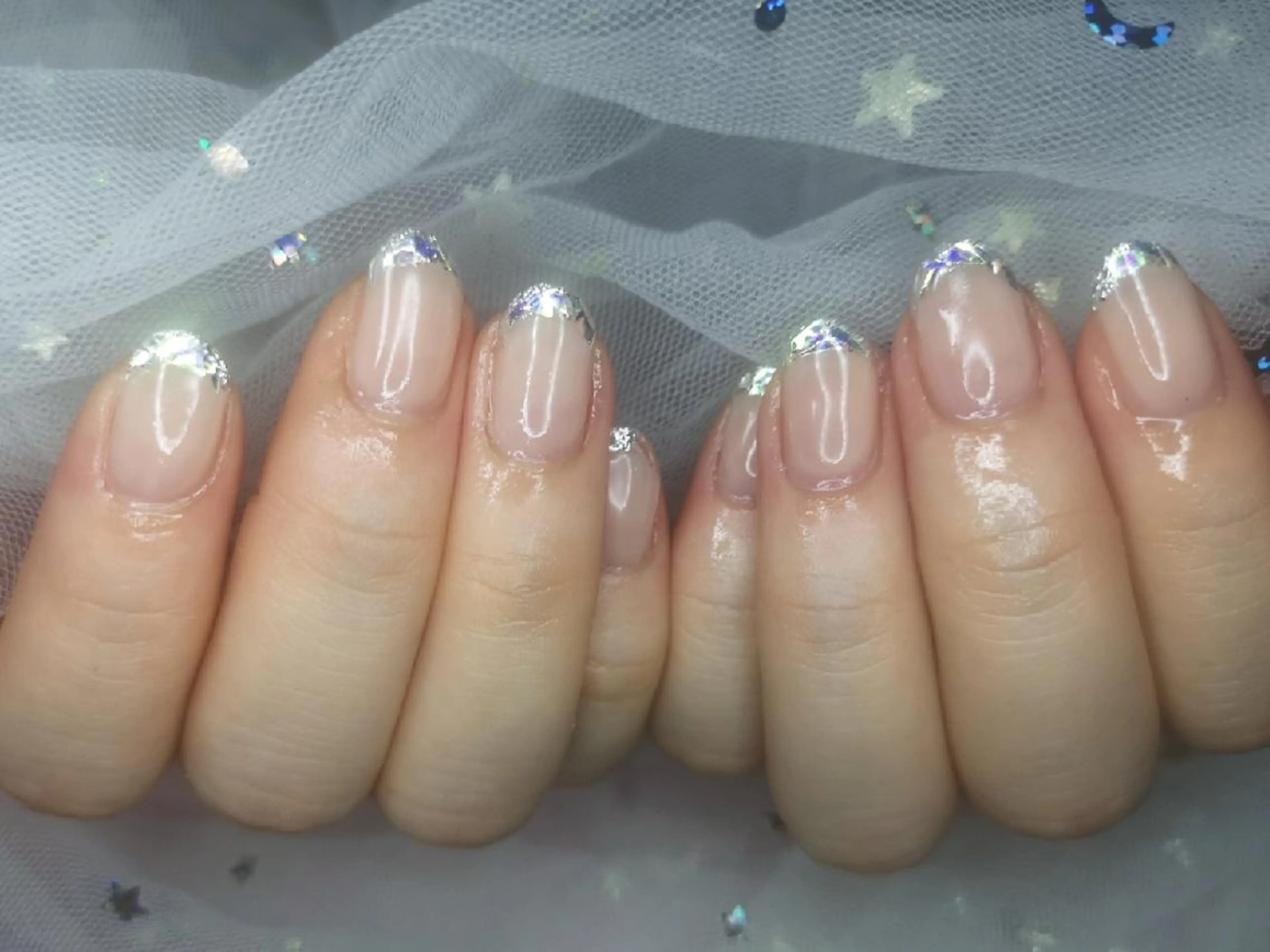 ミディアム ネイル フレンチネイル ガラスフレンチ フィルイン・深爪矯正 長さ出し🎀のネイルデザイン