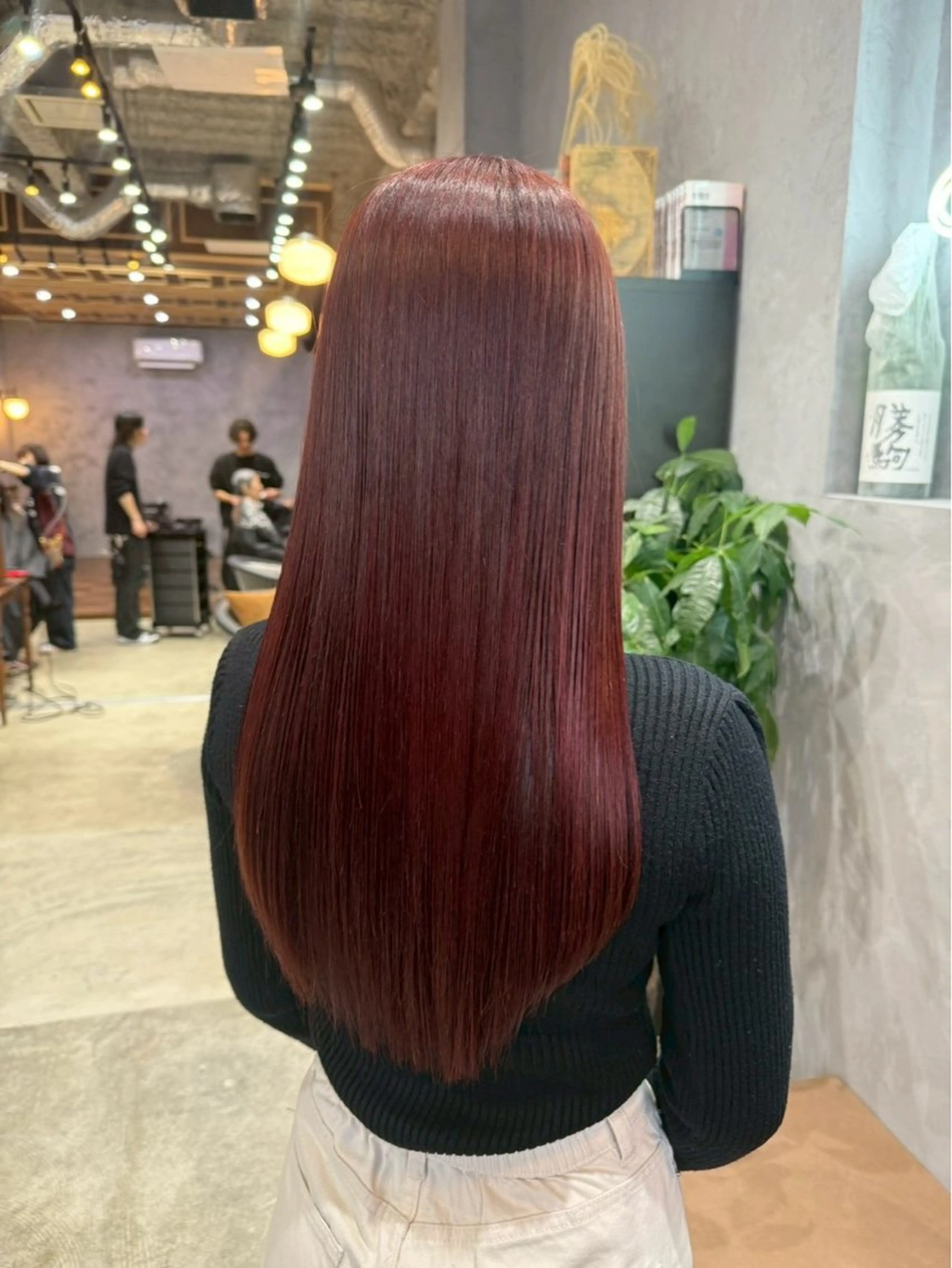 ロング 井口 そらのヘアスタイル