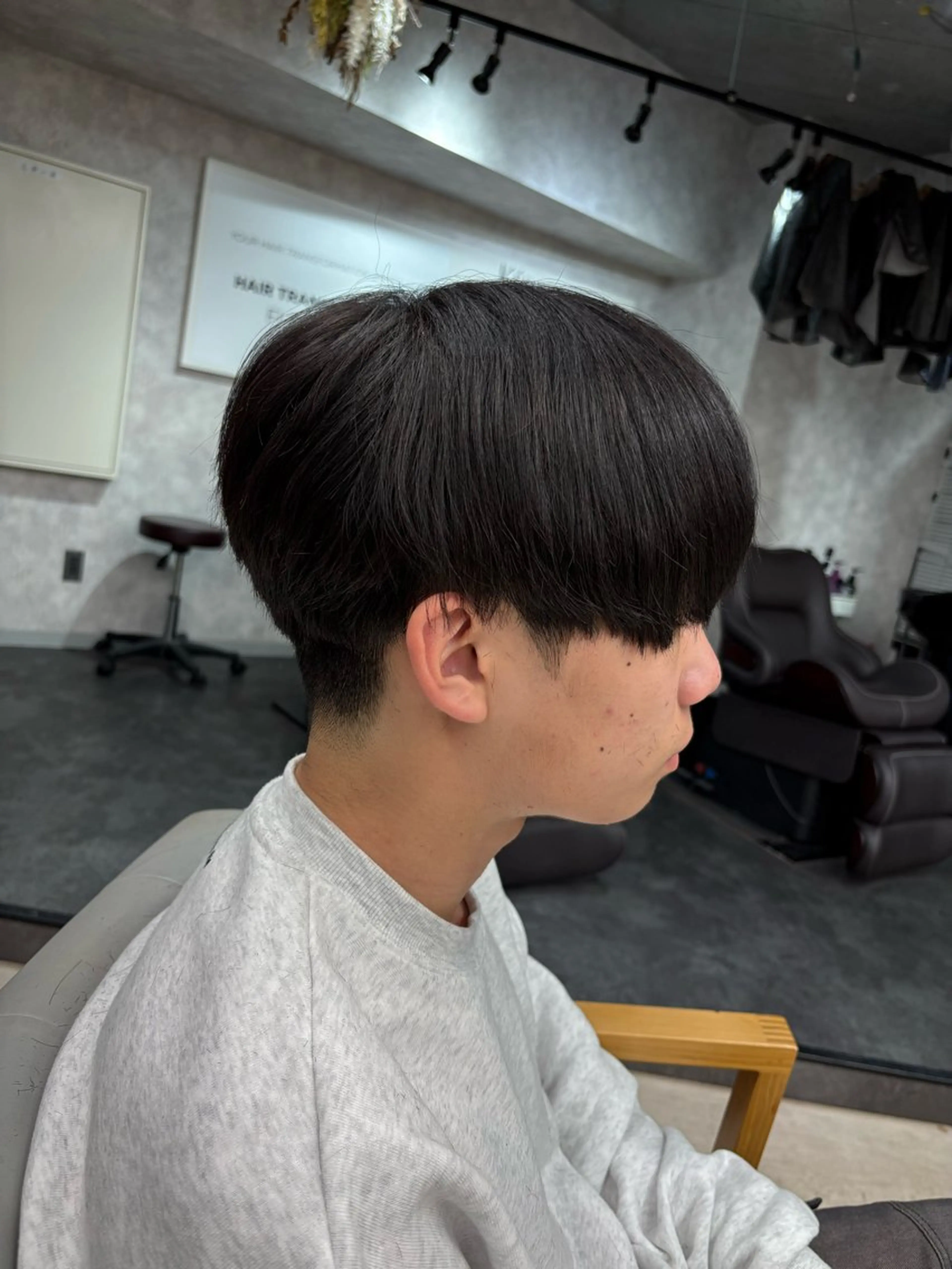 ミディアム メンズ カット ヘアセット メンズパーマ特化 🔥韓国ヘア職人🔥のヘアスタイル