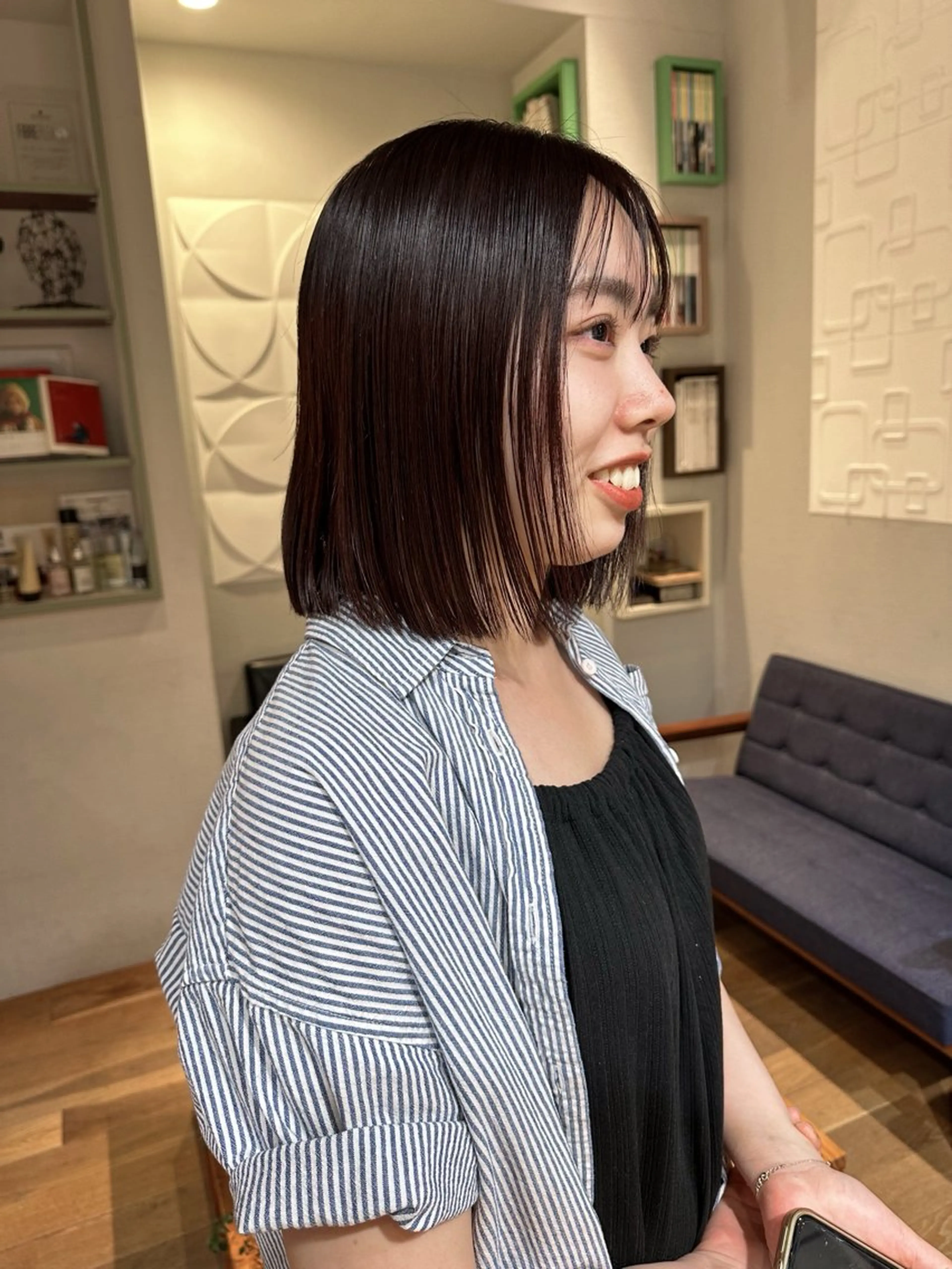 ミディアム カラー カット ヘアカラー トリートメント 塩澤 榛奈のヘアスタイル