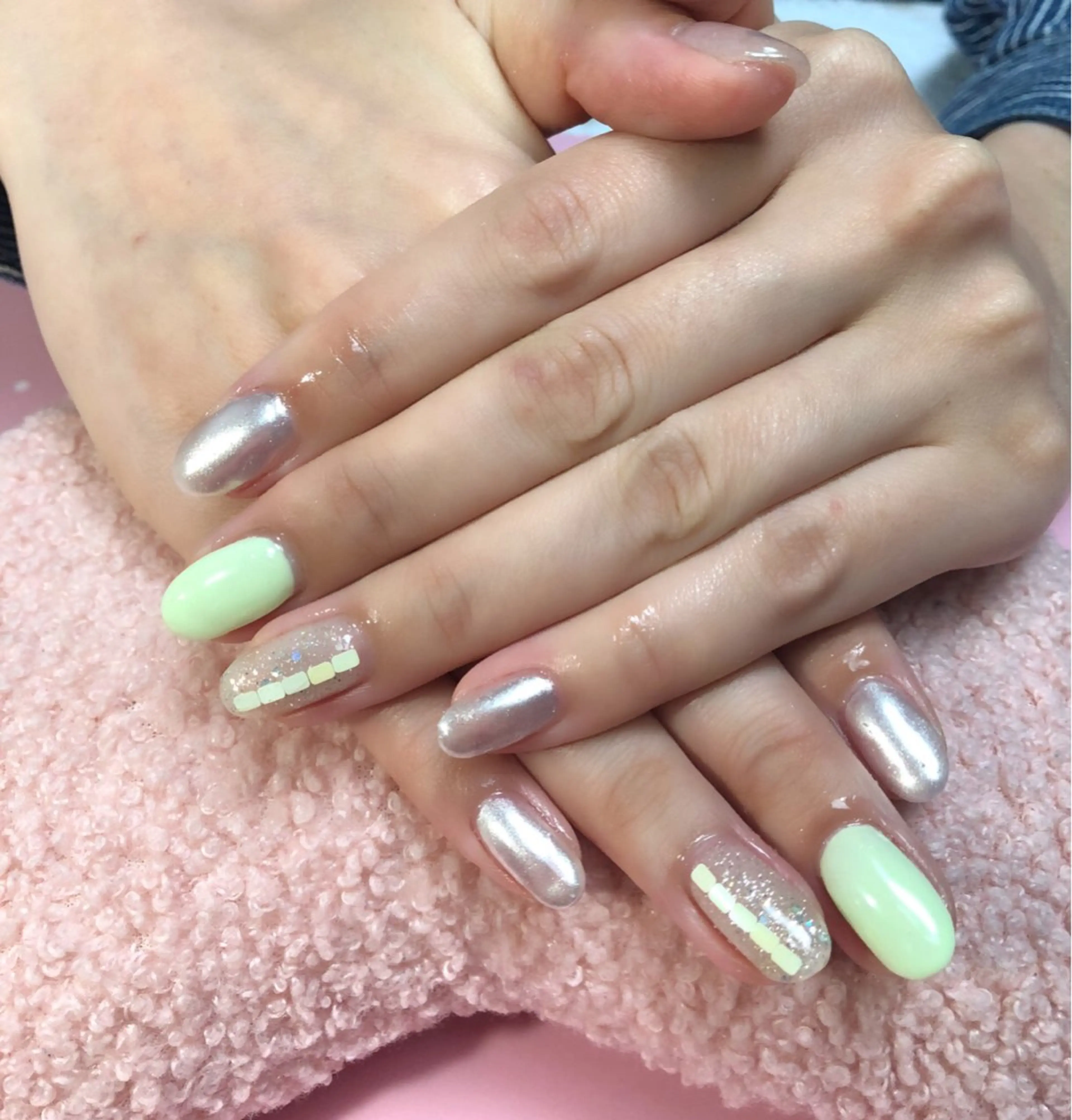 ネイル 卒業式 ＧＬAD グラットのネイルデザイン