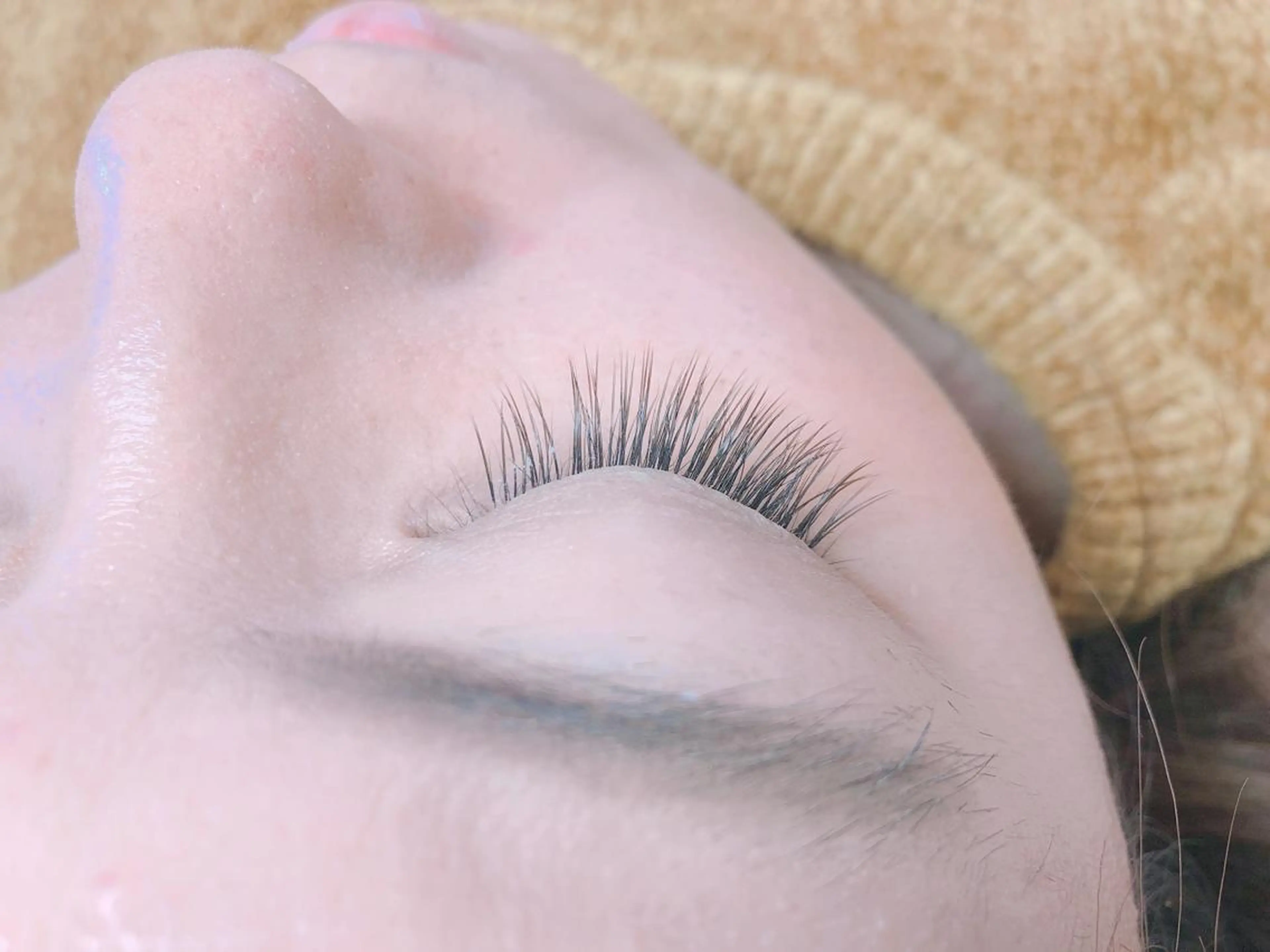 マツエク・マツパ カラーマツエク フラットラッシュ アニュ表参道💎 Aiのマツエク・マツパデザイン