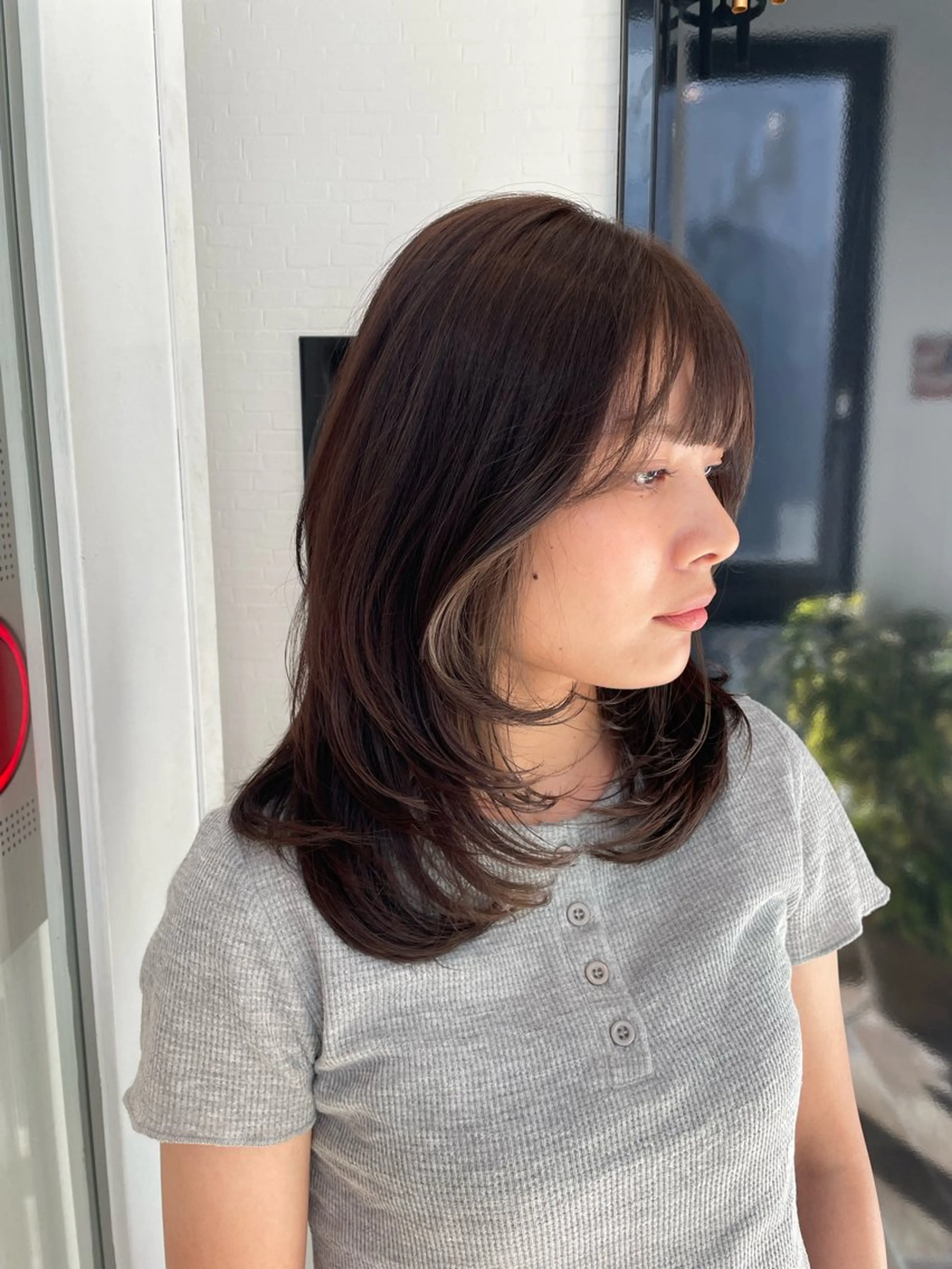 セミロング カラー ブラウンカラー ナチュラルブラウン レイヤーカット カット ヘアカラー YUI/ ブリーチカラー🌷のヘアスタイル