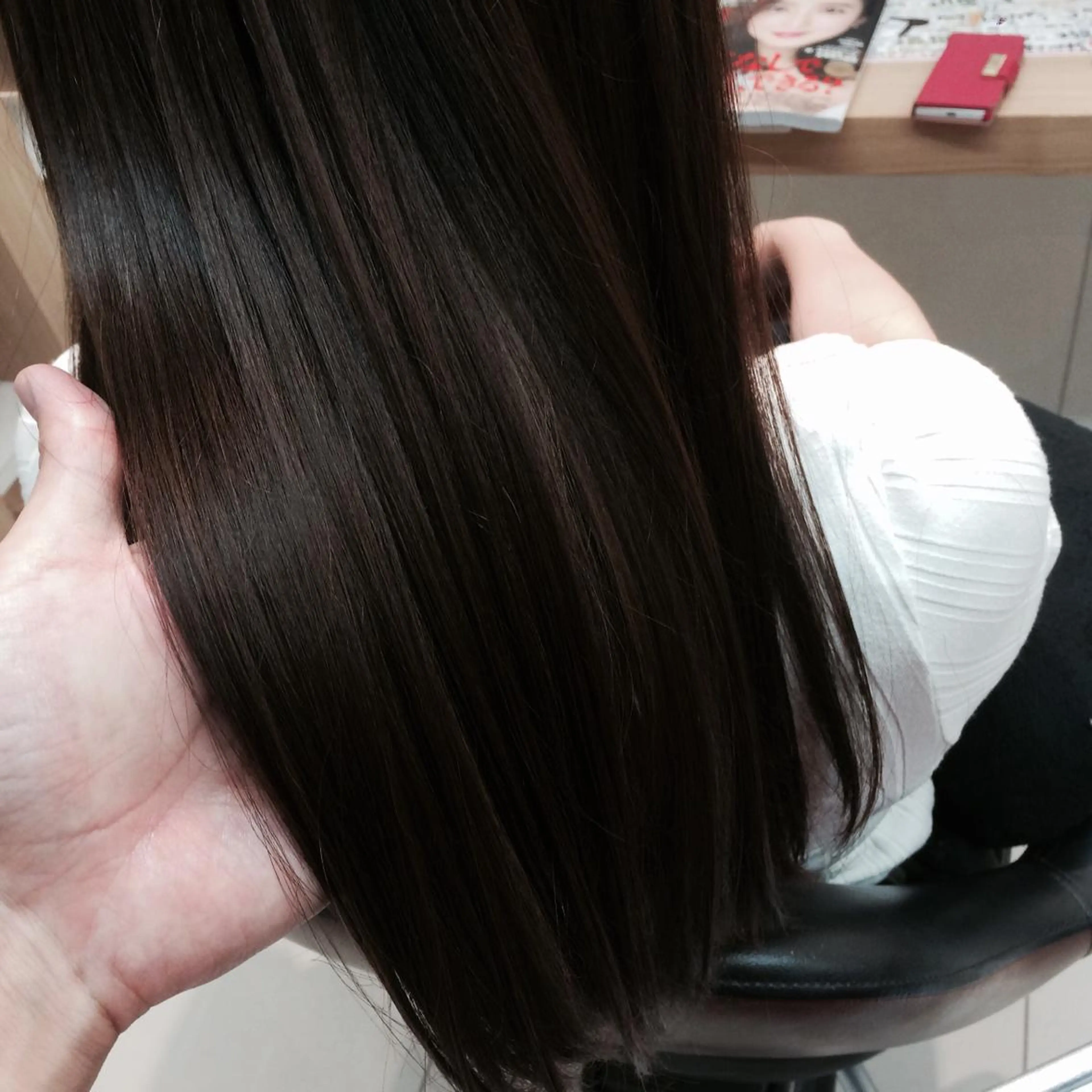 ミディアム カラー トリートメント 岡本 拓朗のヘアスタイル