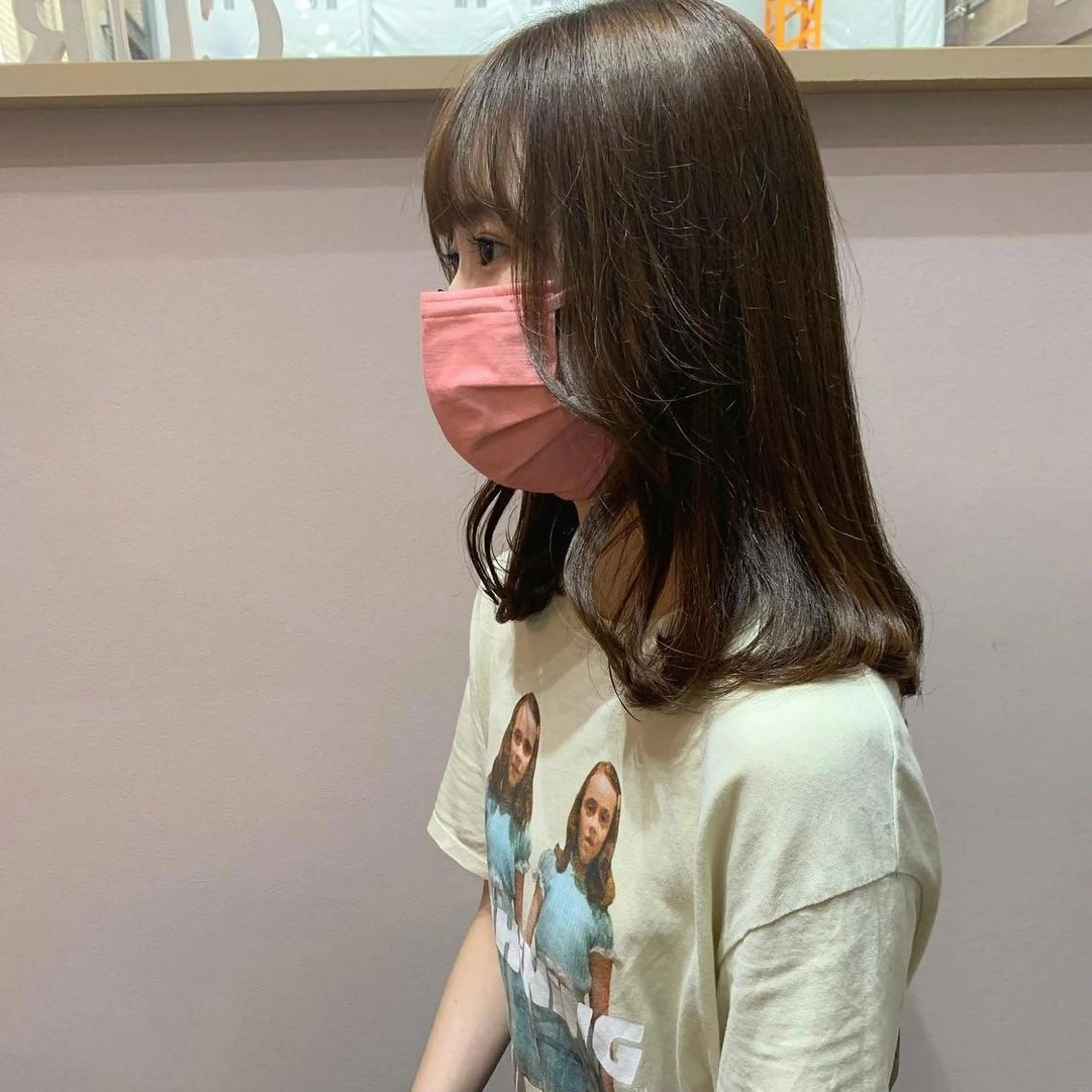 セミロング カラー stylist店長 岡本真依のヘアスタイル