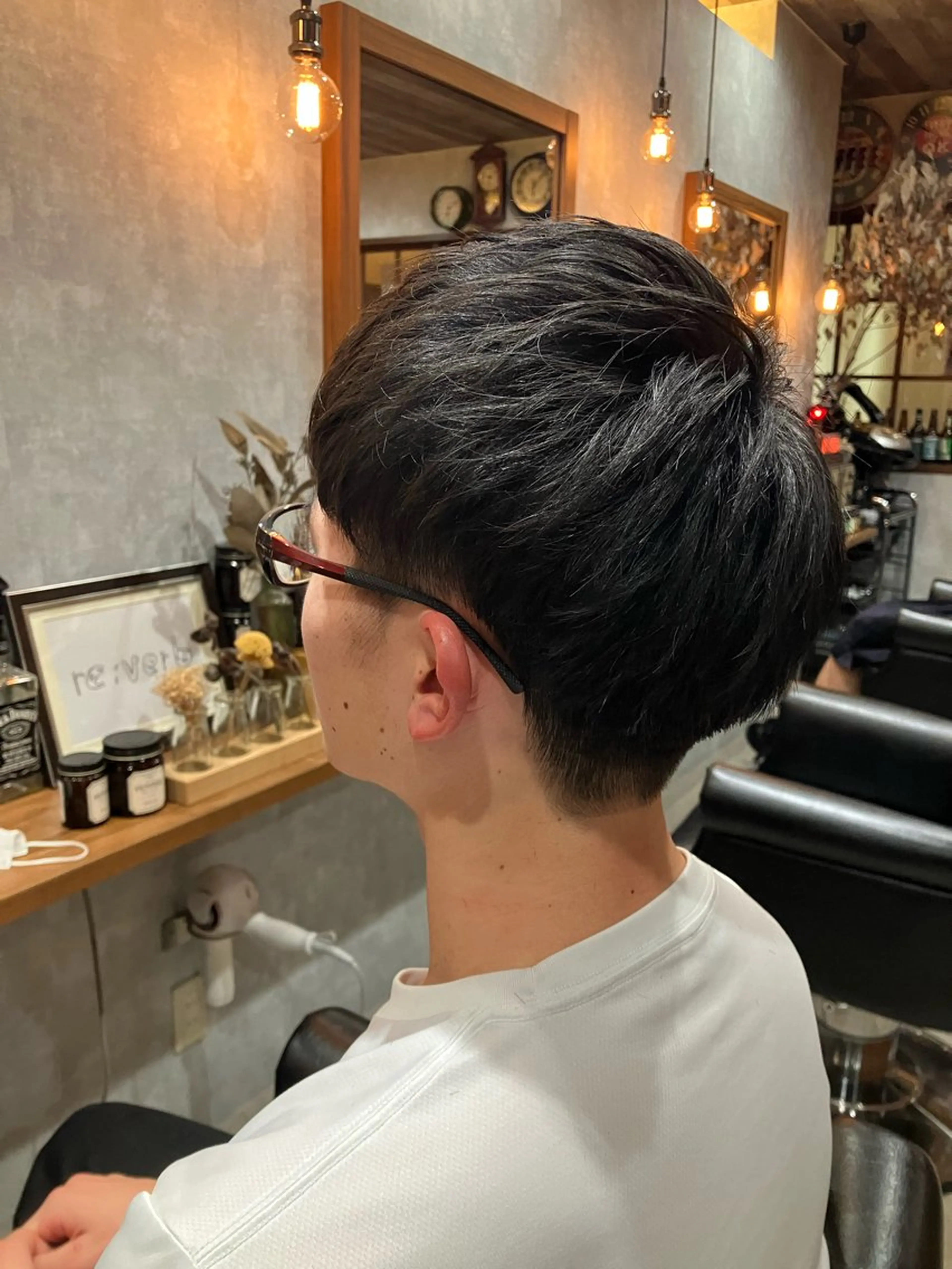 メンズ 今枝莉菜 上品なツヤカラーのヘアスタイル