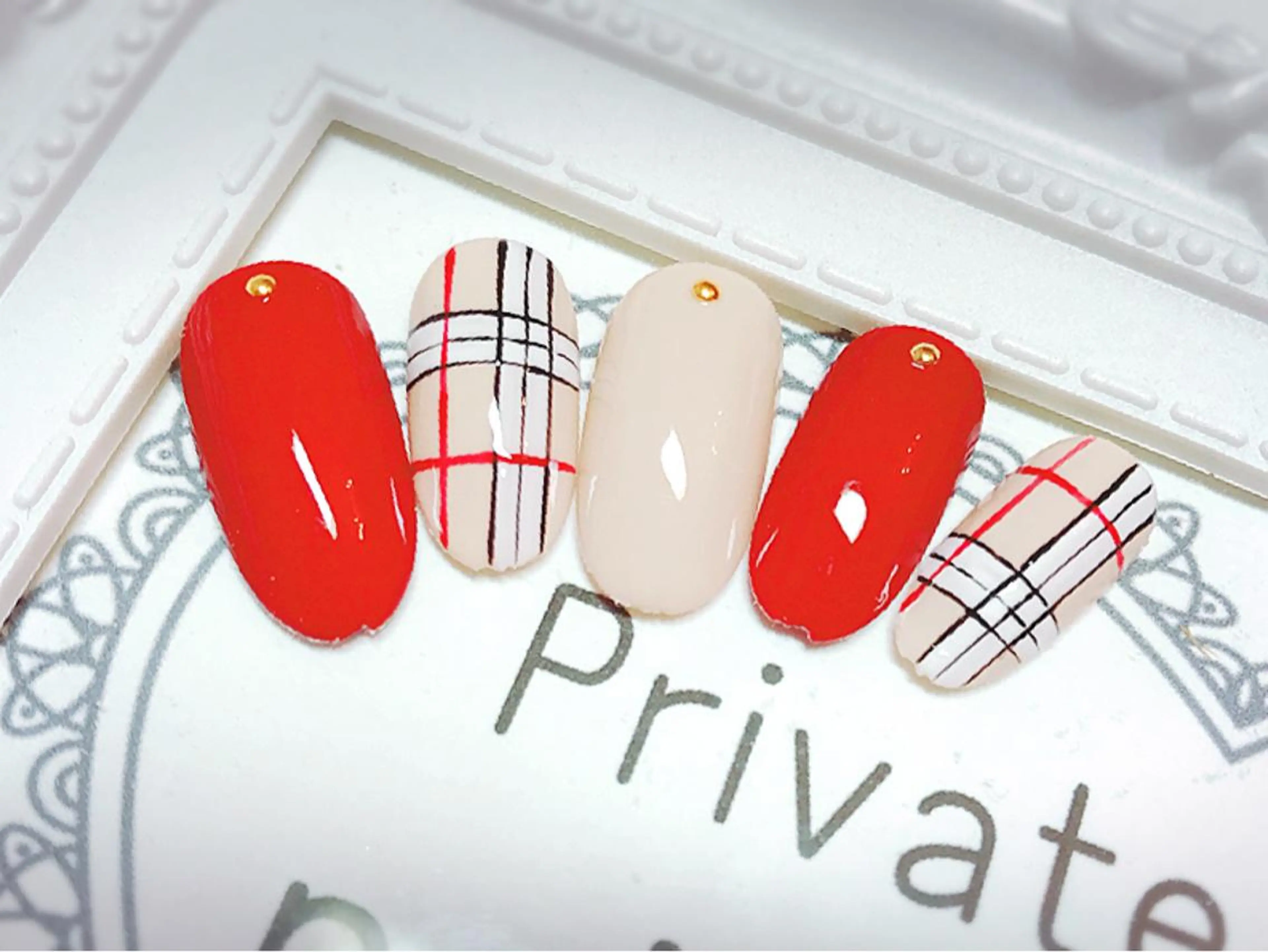 ネイル サロン ド イロハ所属・サロンドイロハ e.satoのネイルデザイン