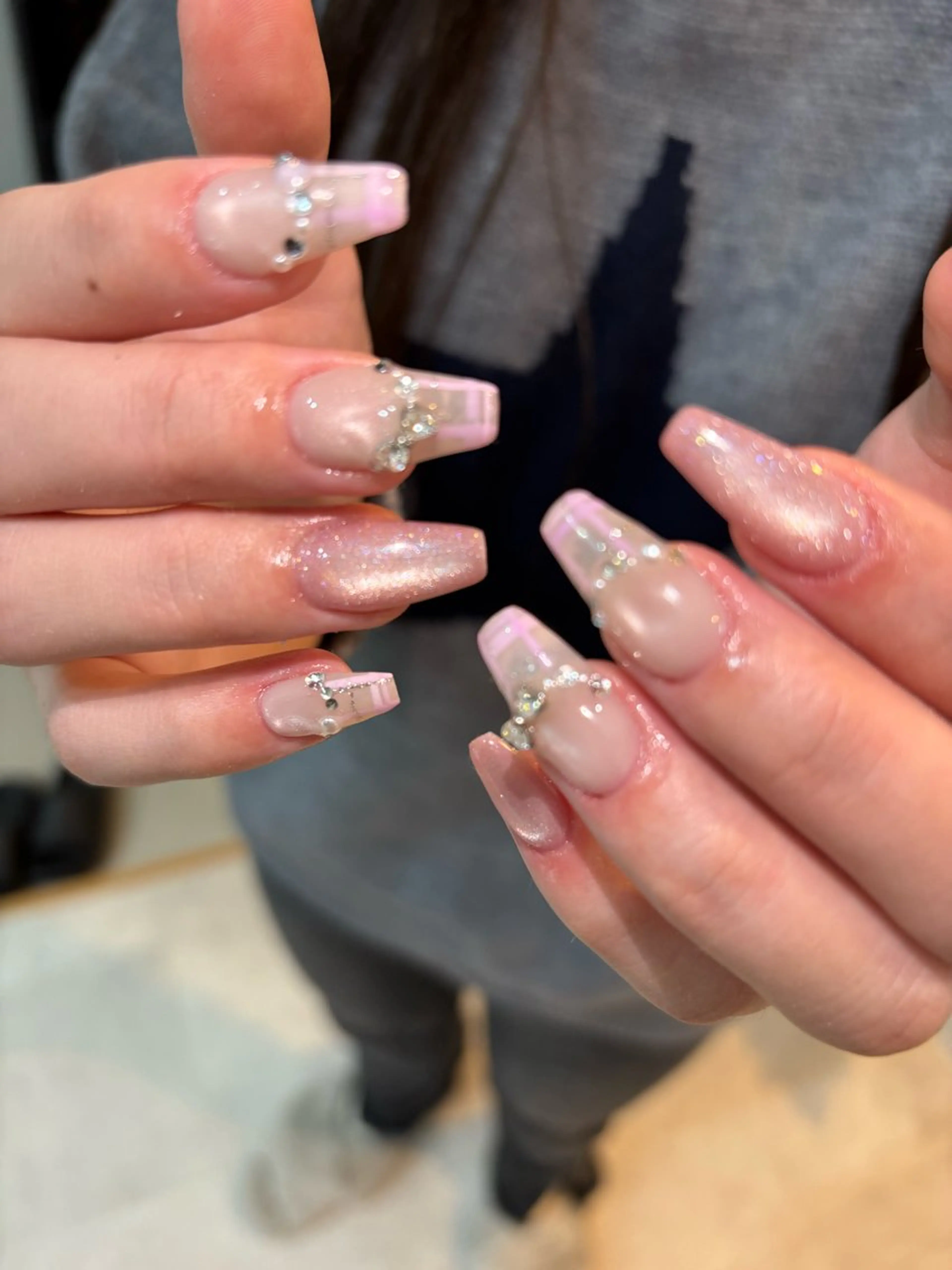 ネイル ガーリー マグネットネイル リボン ハンドネイル Belle　Nail 【haluca】のネイルデザイン