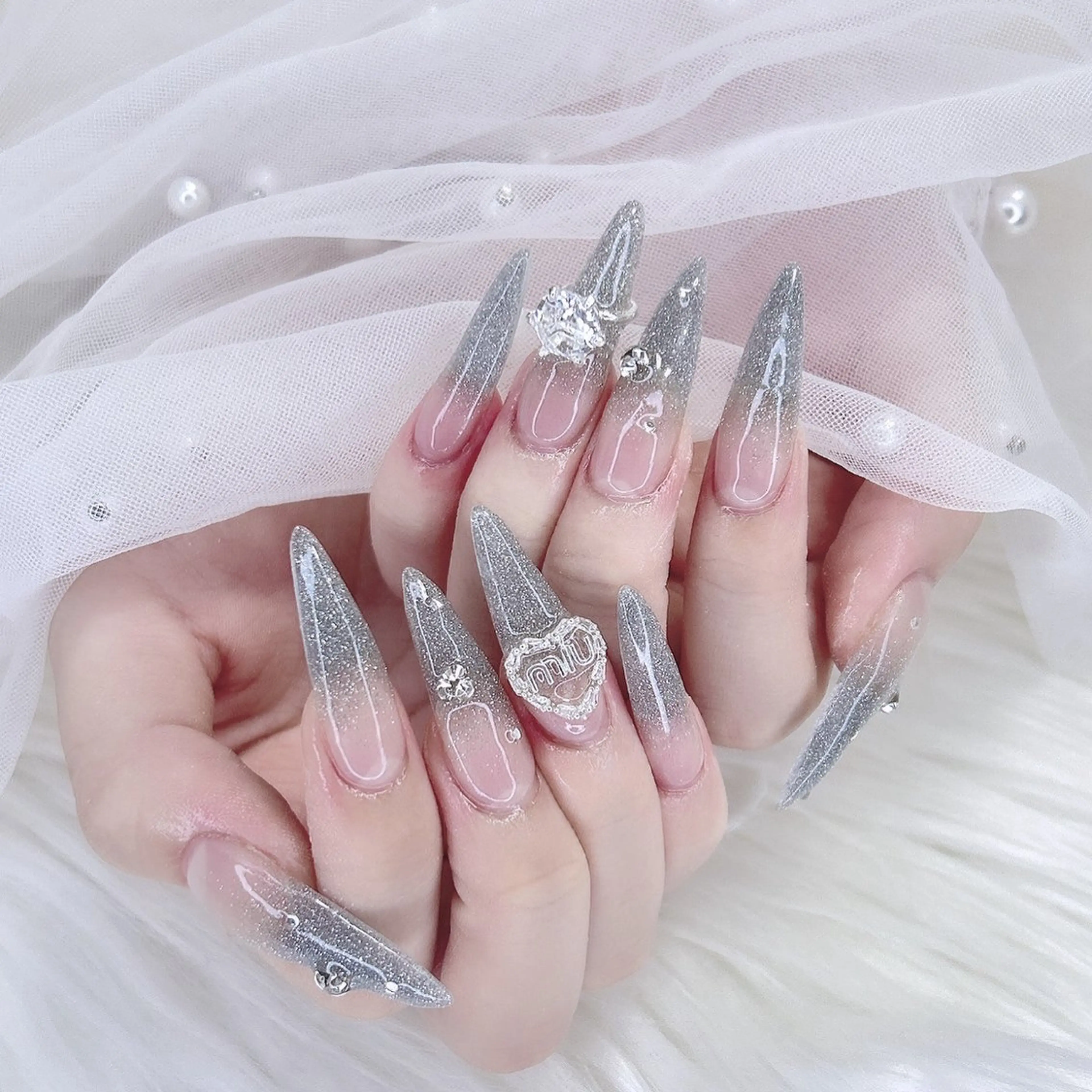 ネイル フラッシュネイル 韓国ネイル スカルプネイル ワンホンネイル ハンドネイル merci nail所属・merci nailのネイルデザイン
