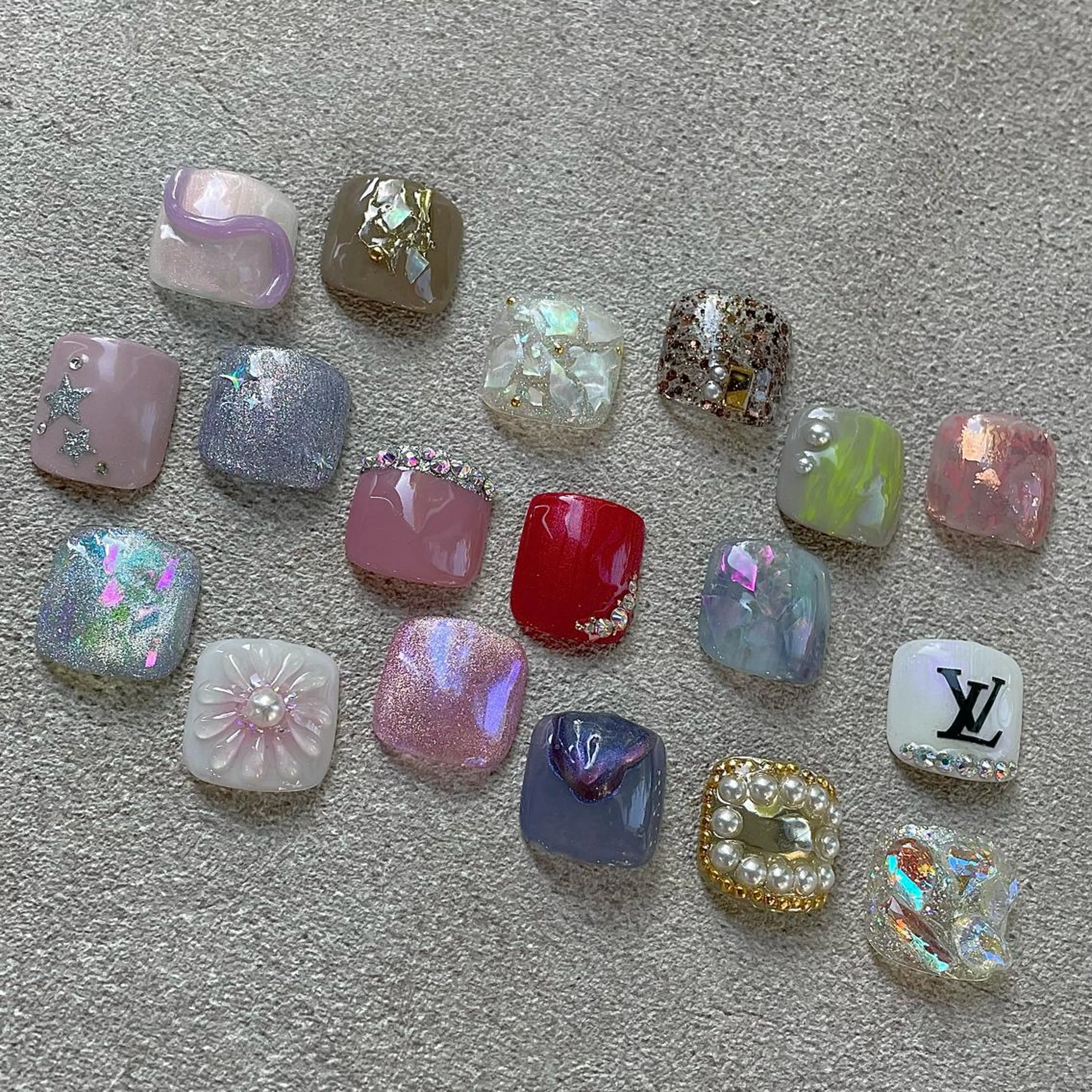 ネイル 山田 真里のネイルデザイン