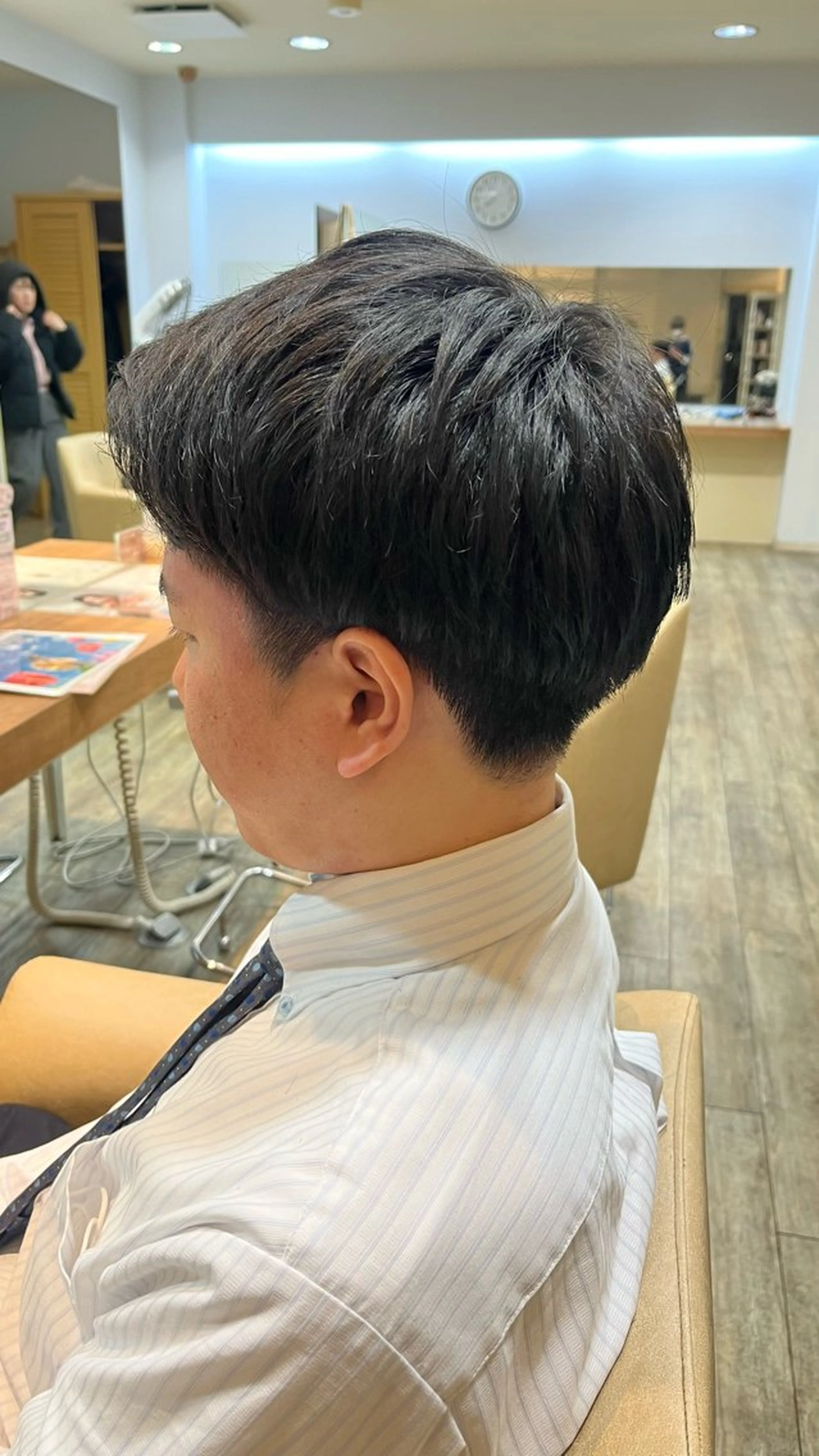 メンズ 透明感/ハイトーン Annaのヘアスタイル