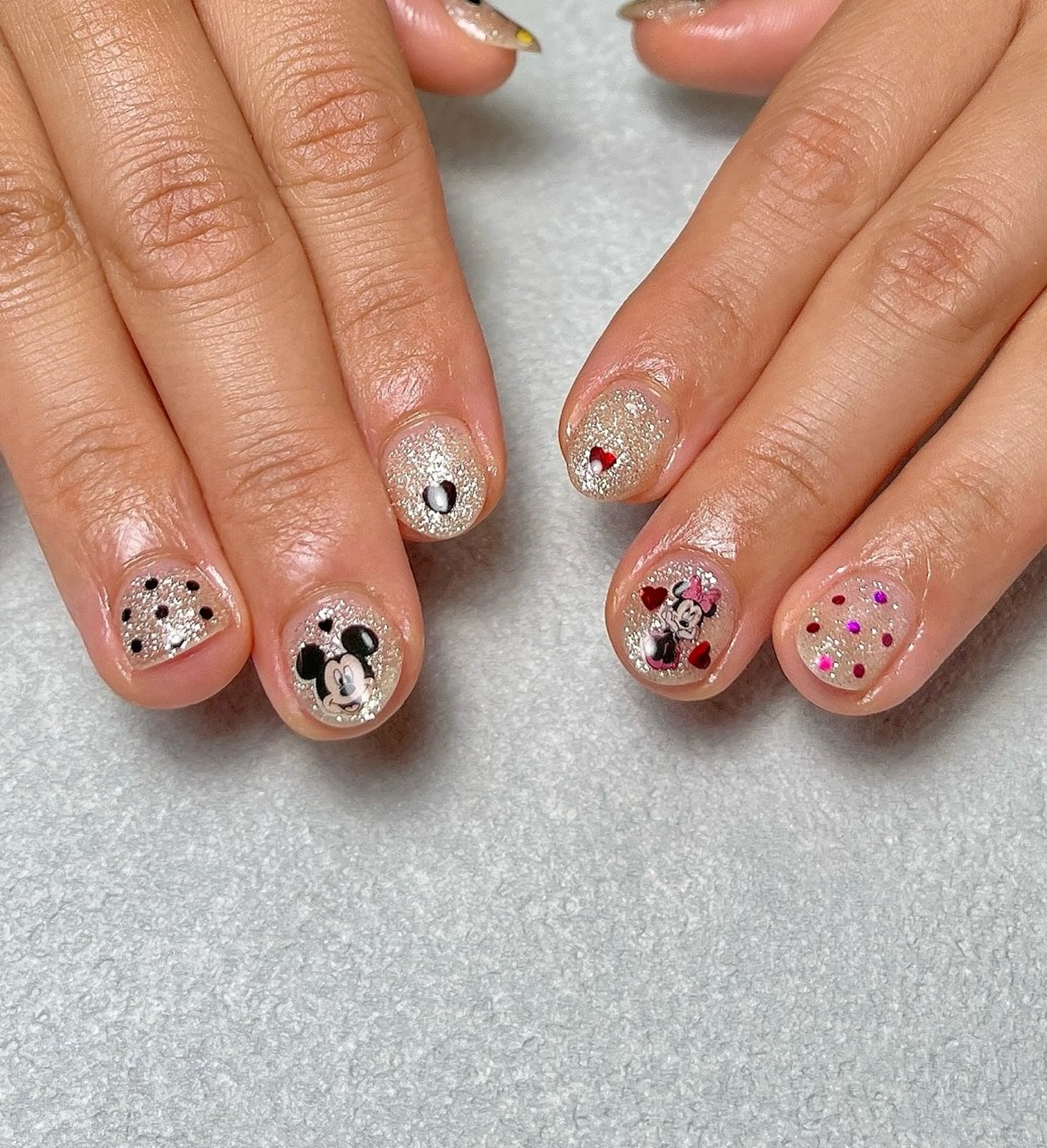 ネイル ラメ(グリッター) ハンドネイル tsumeya ゆるかわ手描きネイルのネイルデザイン