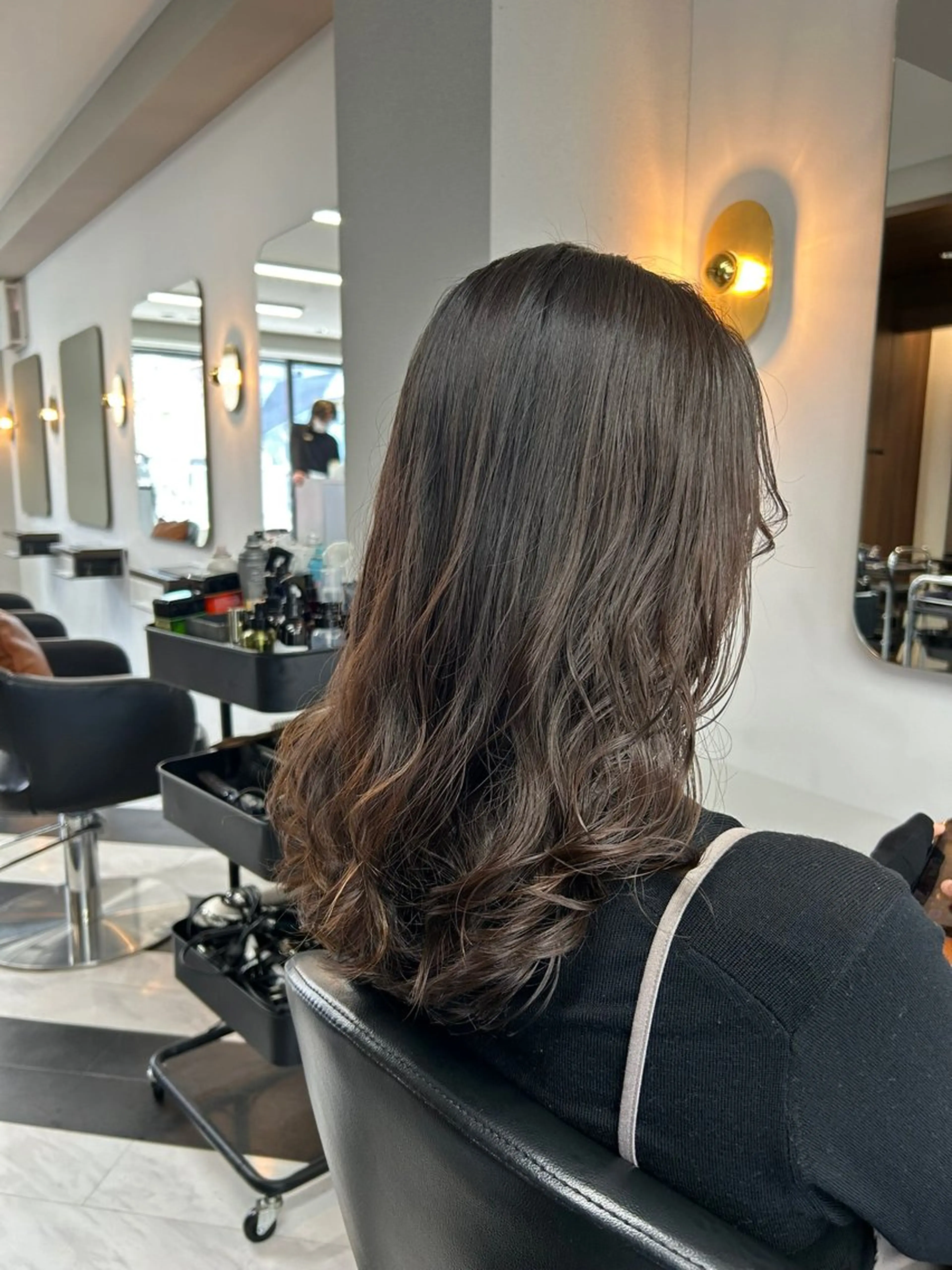 セミロング カラー トリートメント 圧倒的髪質改善 ✂︎飯島悠介のヘアスタイル