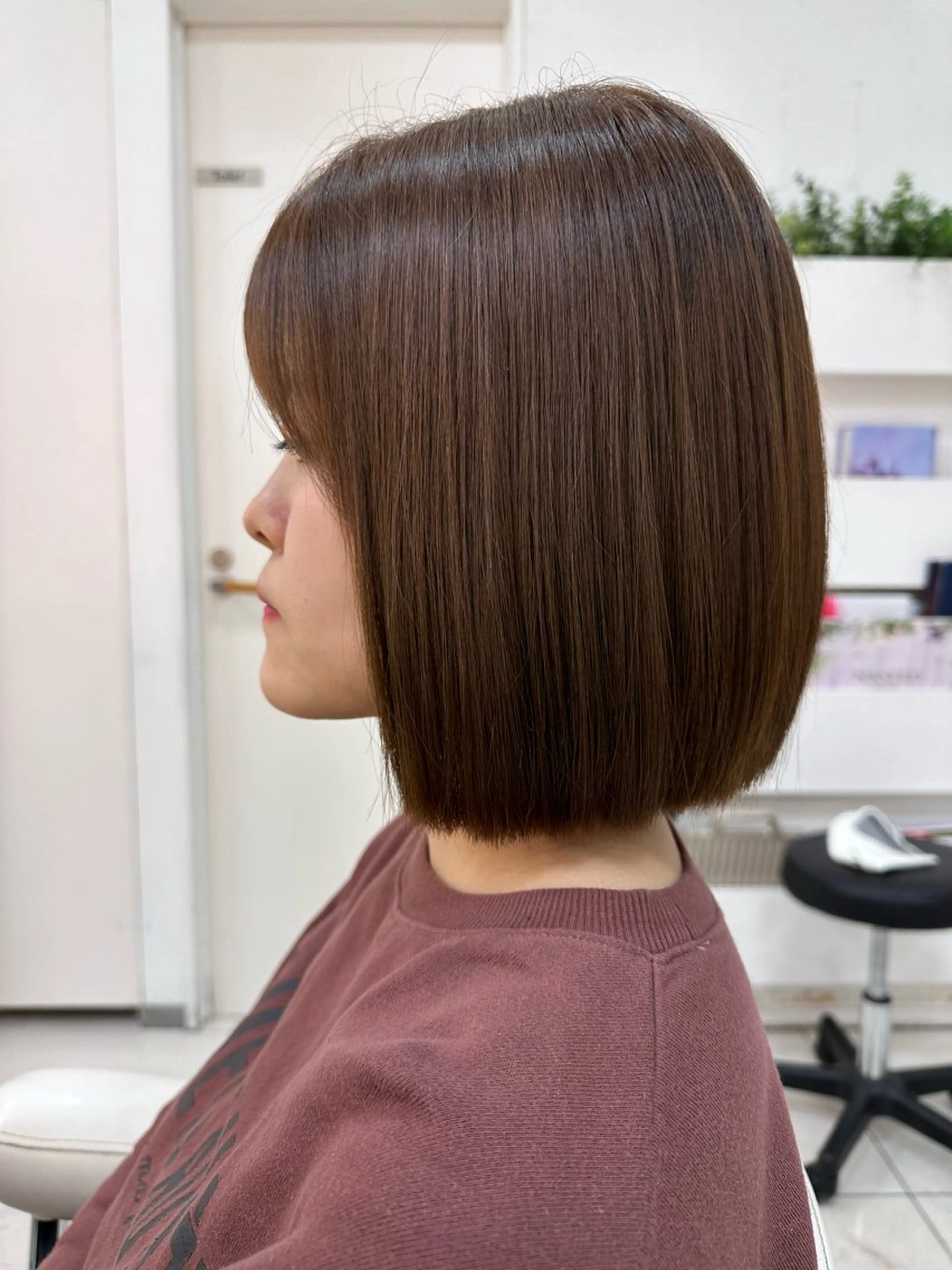 カラー ボブ 伊佐 愛のヘアスタイル